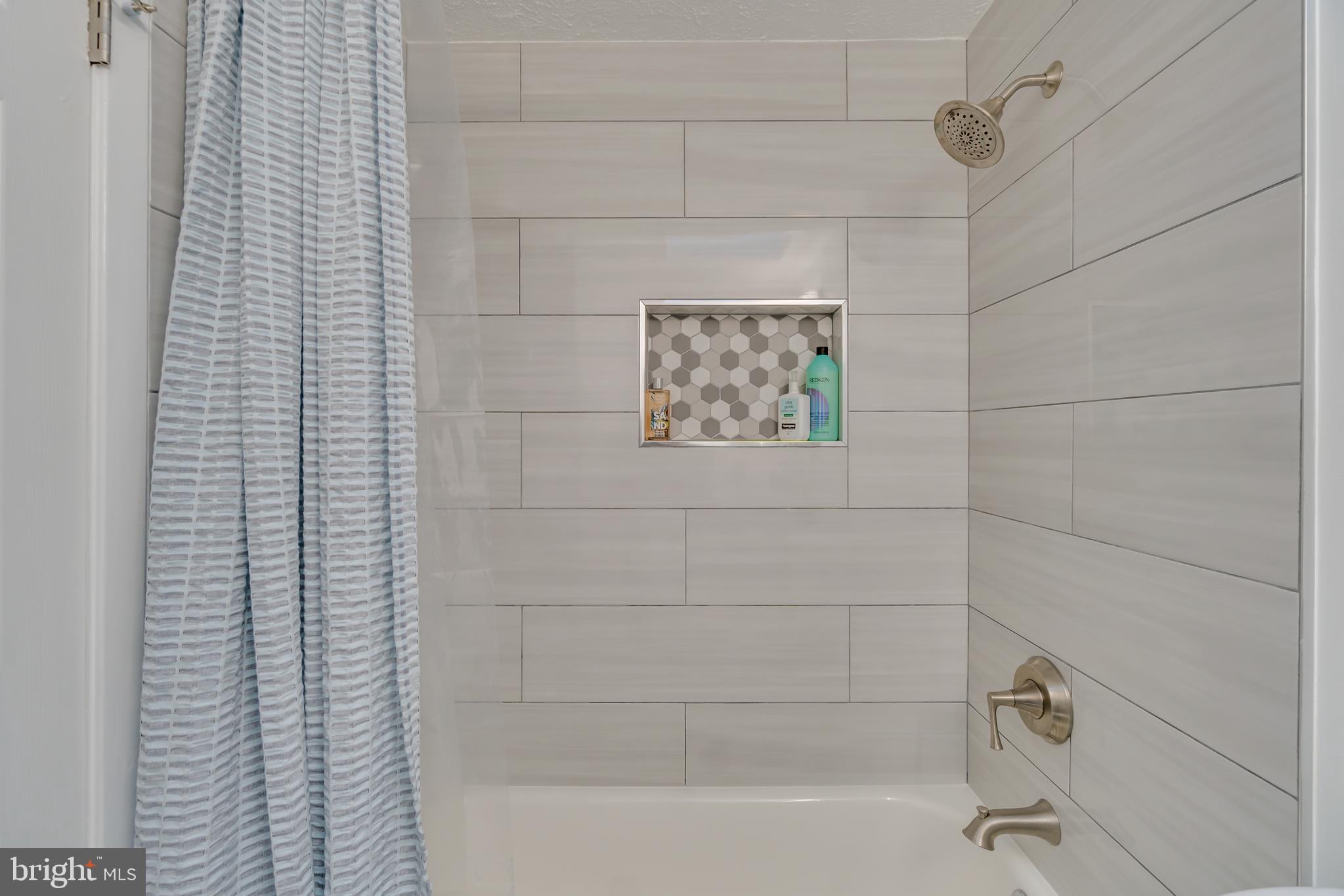 AQUIA HARBOUR - Residential