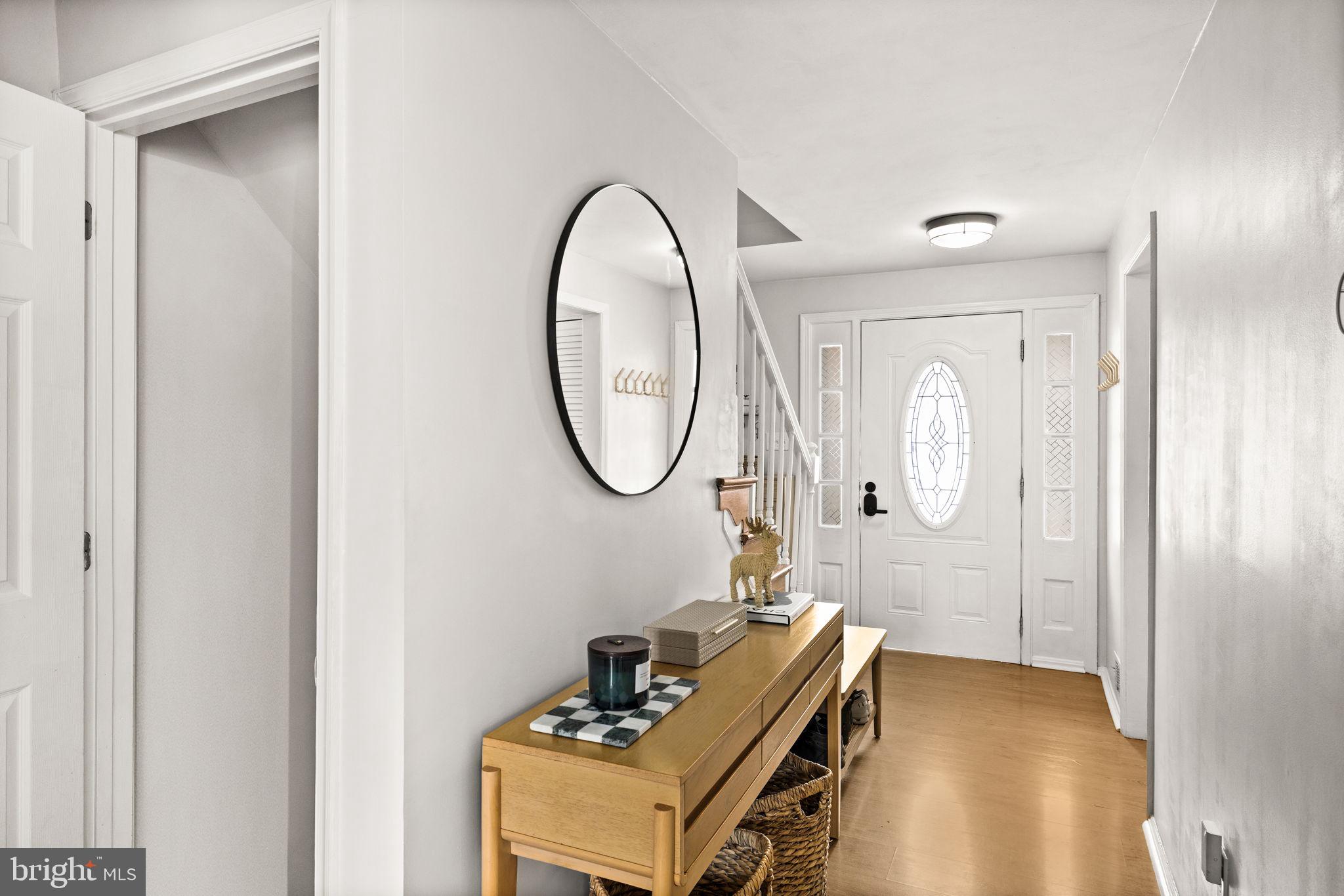 GREENWICH HILL - Residential