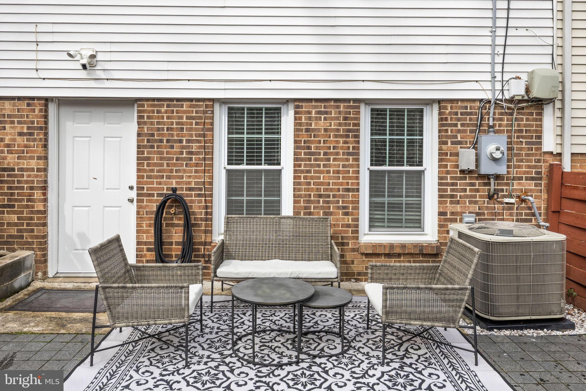 GREENWICH HILL - Residential