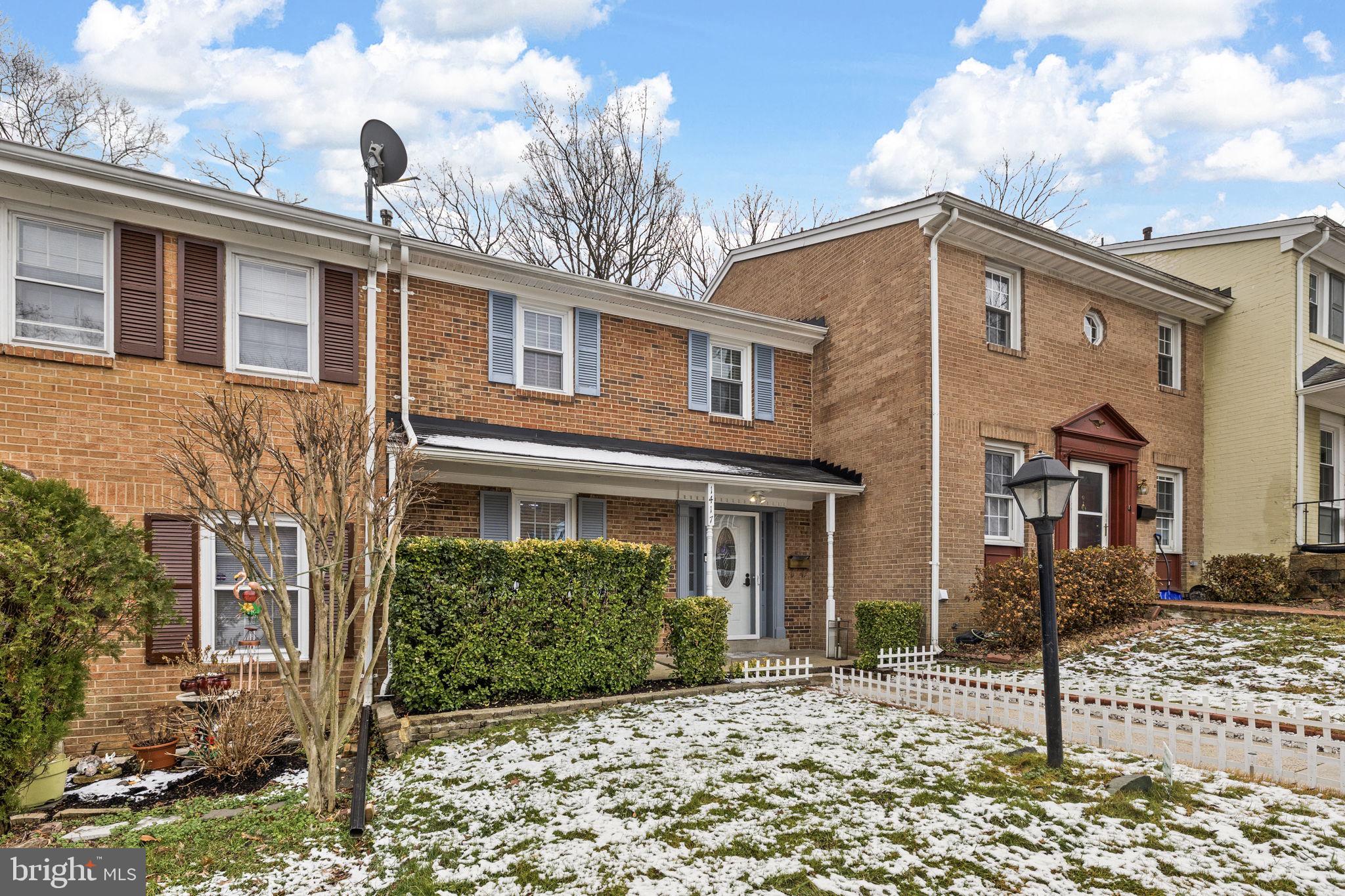 GREENWICH HILL - Residential