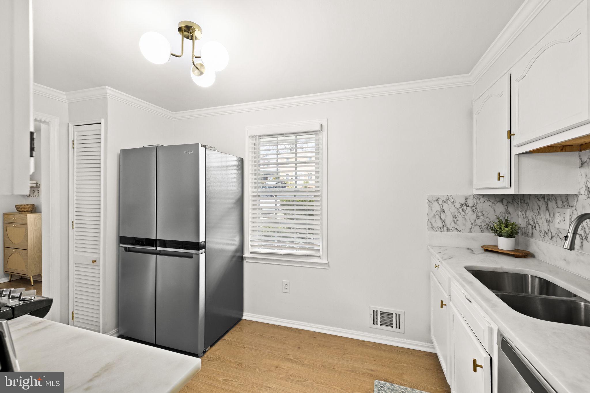 GREENWICH HILL - Residential