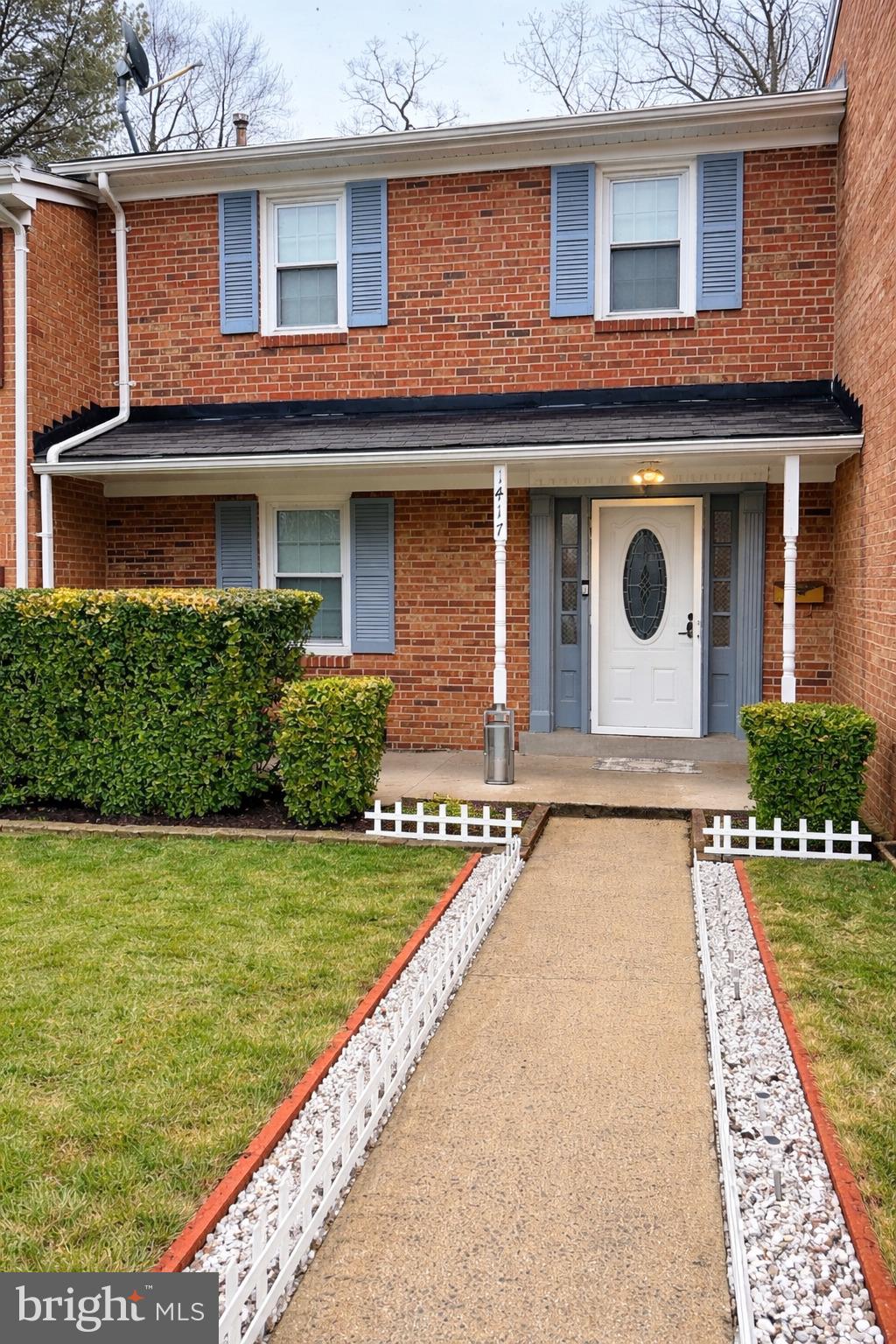 GREENWICH HILL - Residential