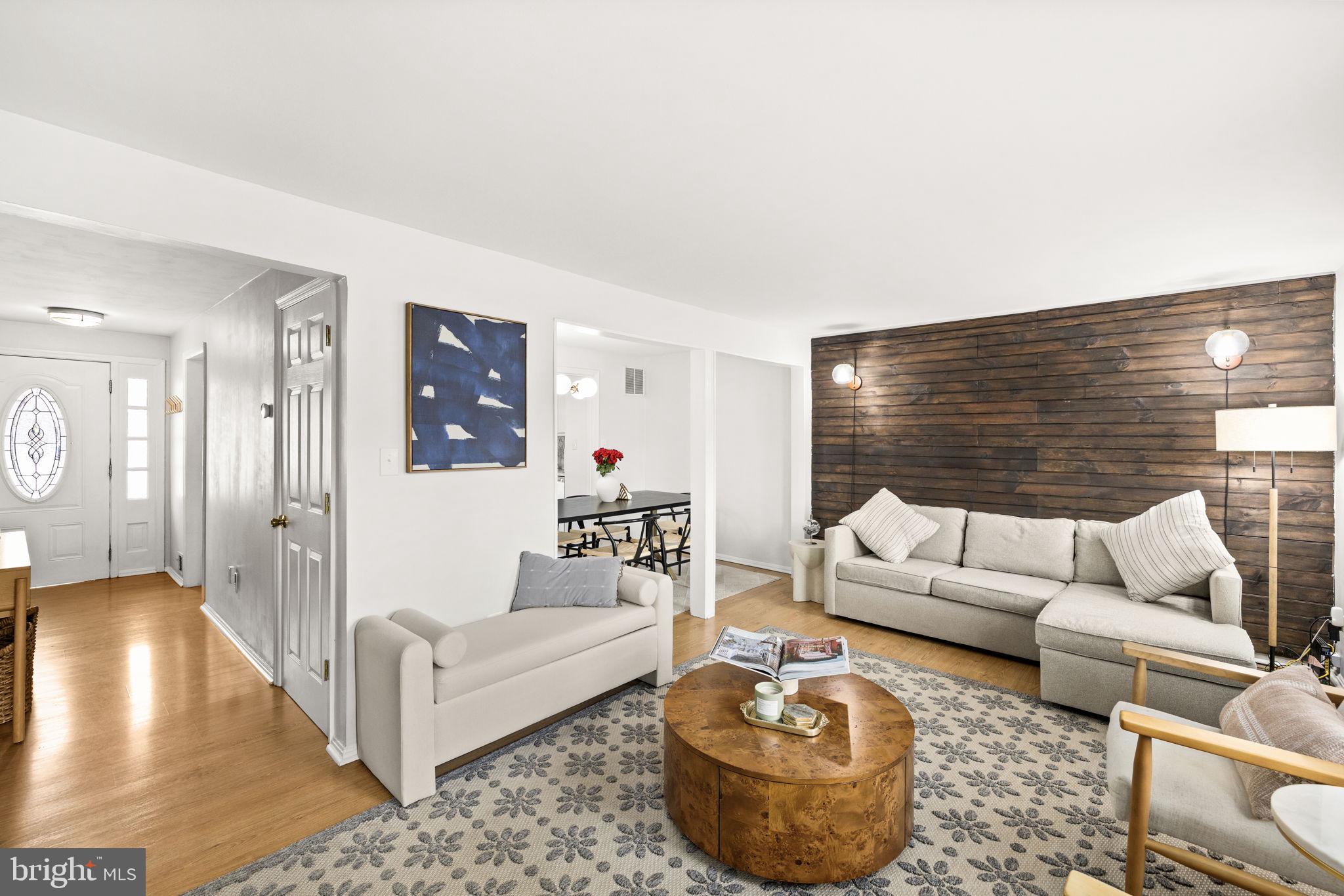 GREENWICH HILL - Residential