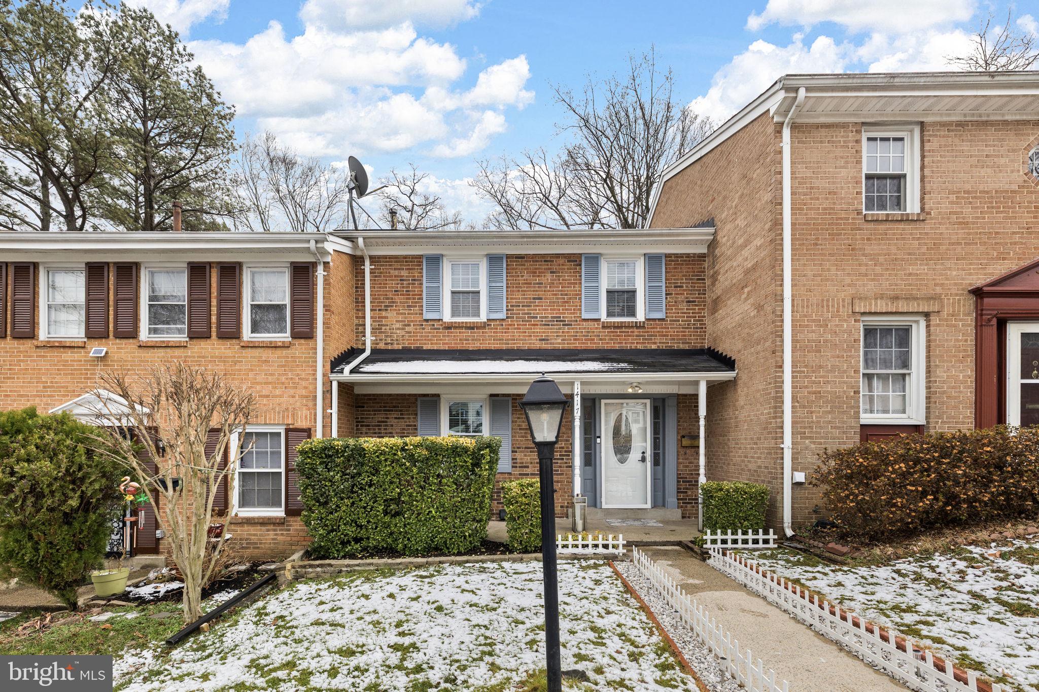 GREENWICH HILL - Residential