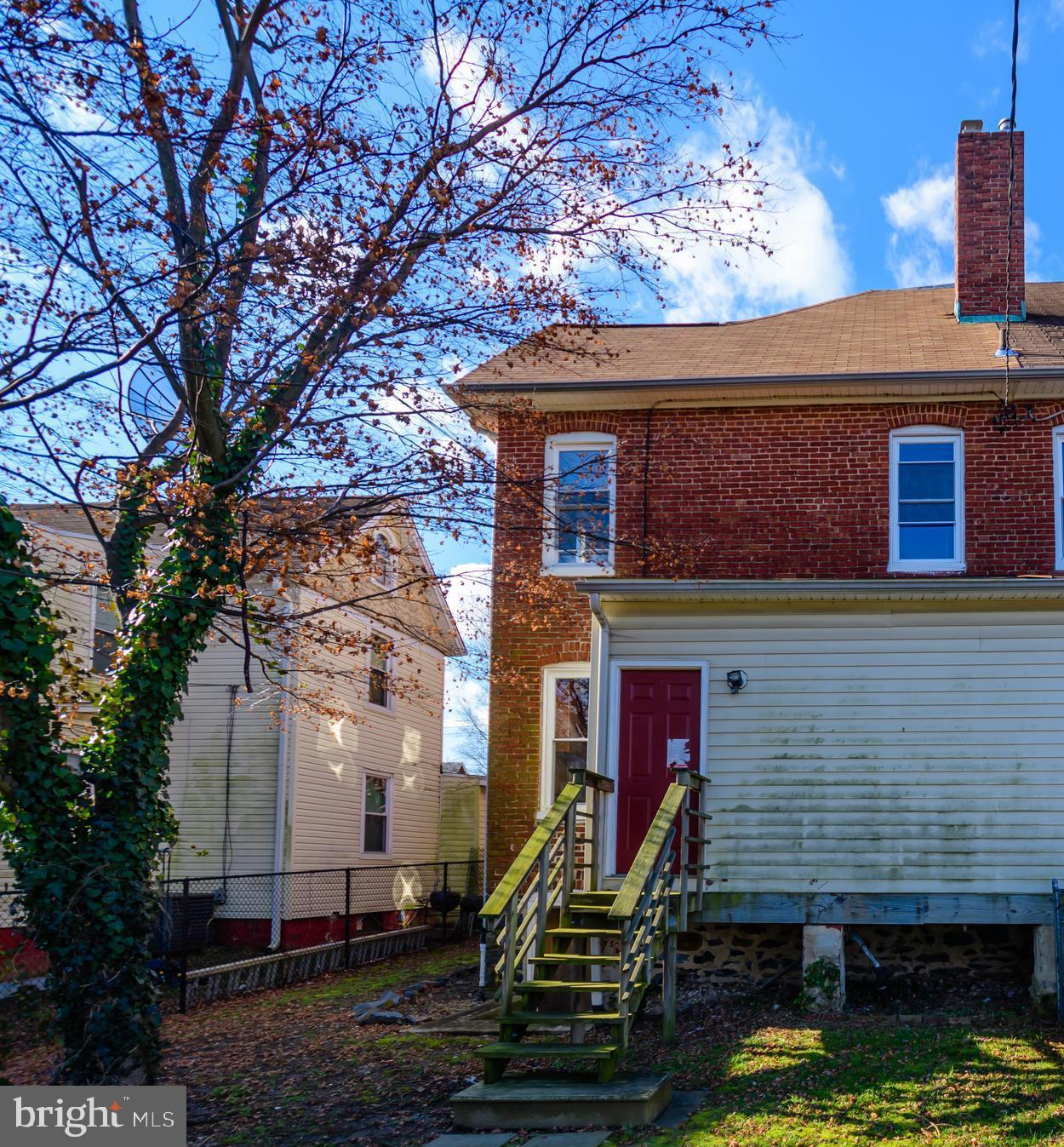 FRANKFORD - Residential