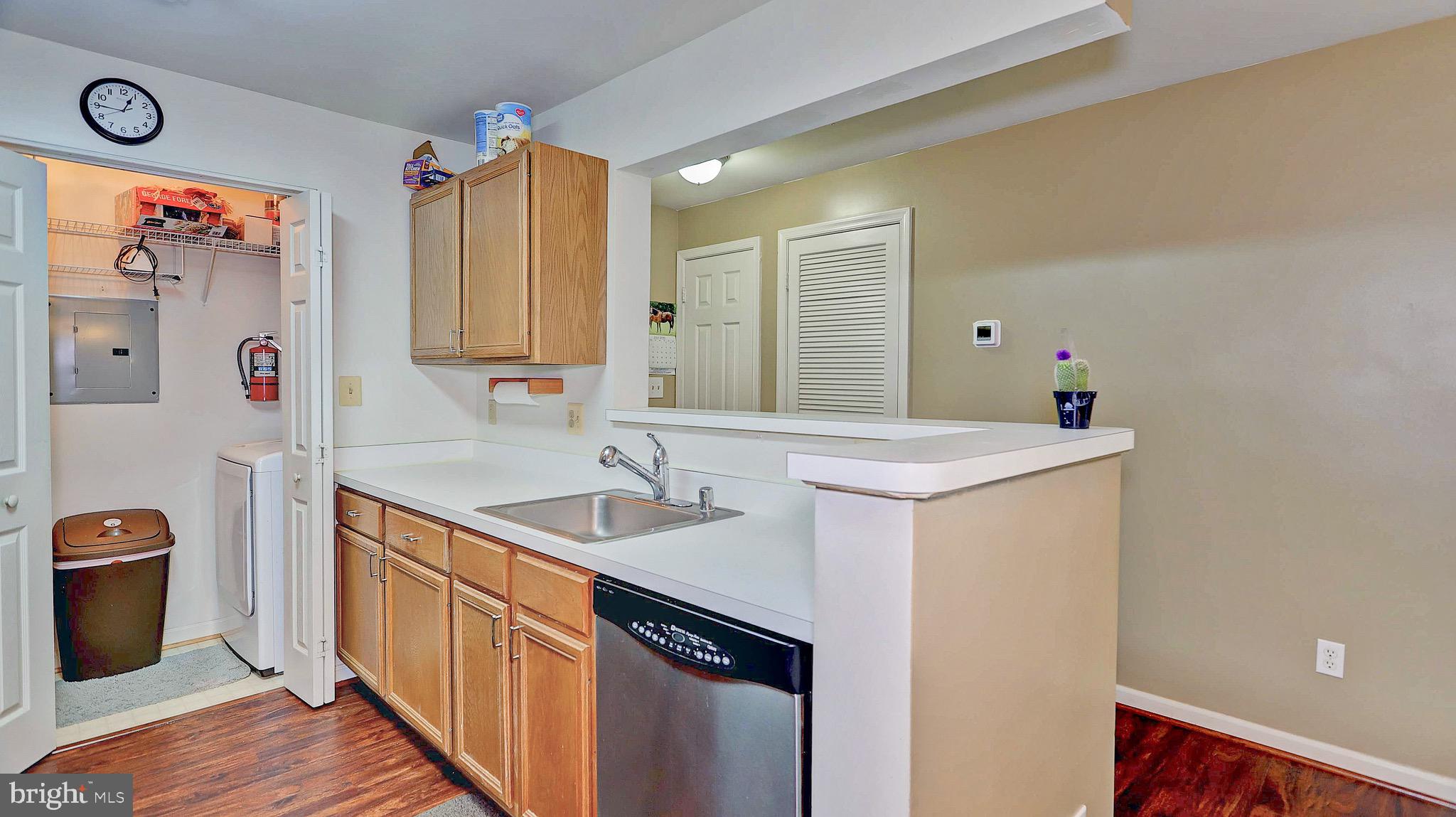 STRATFORD CONDOS - Residential