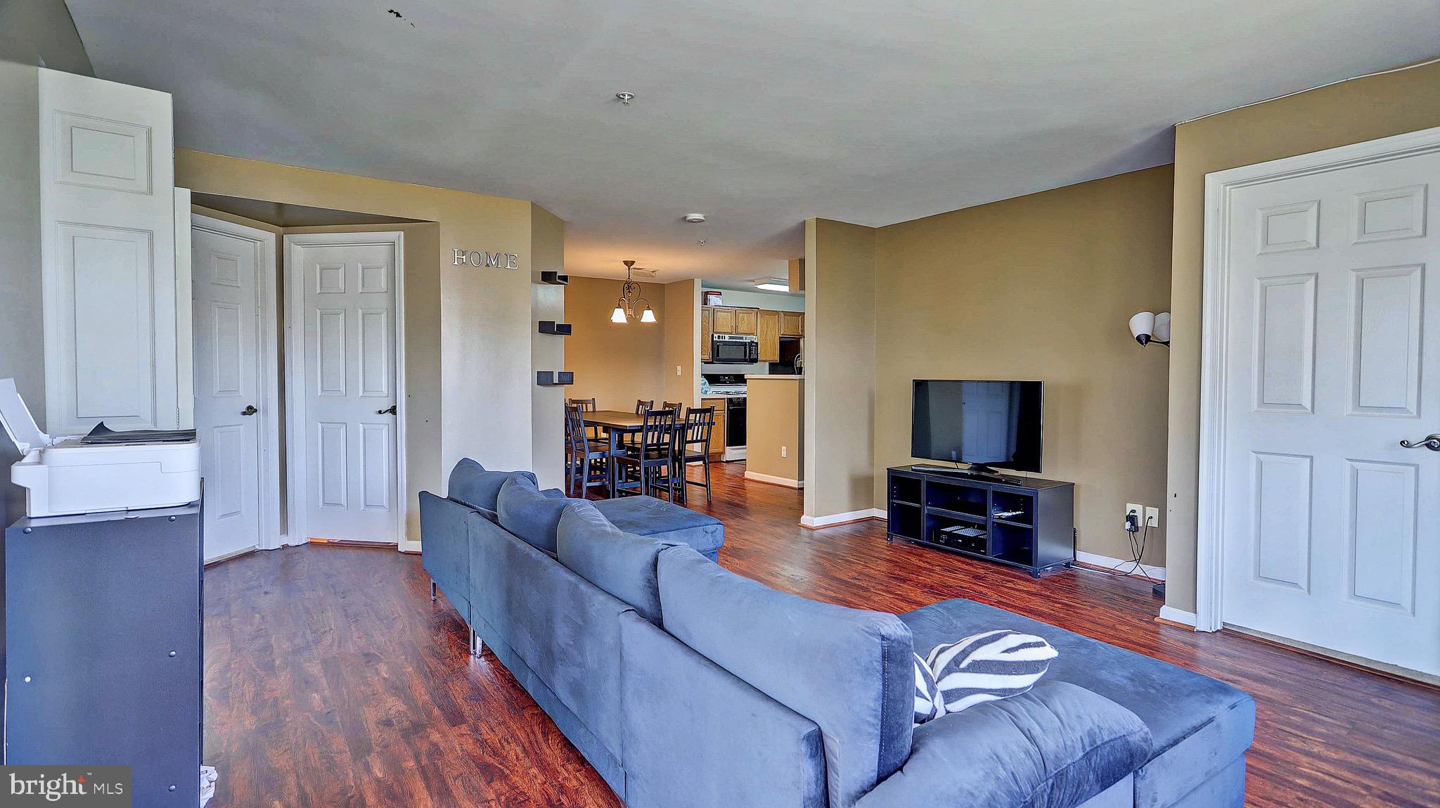 STRATFORD CONDOS - Residential