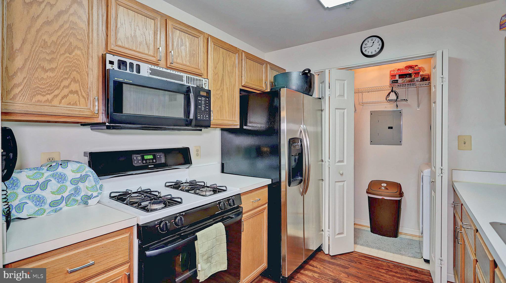 STRATFORD CONDOS - Residential