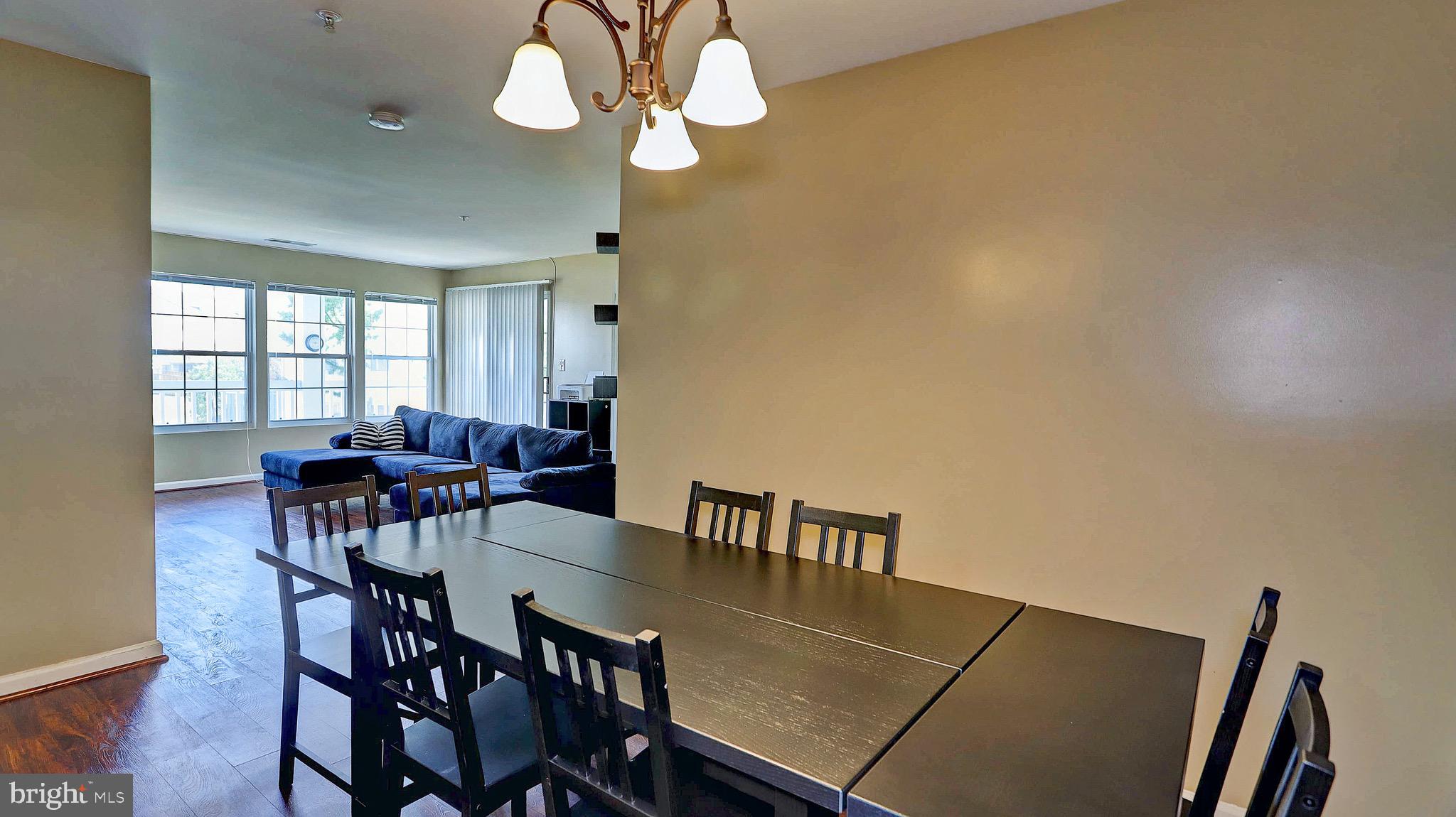 STRATFORD CONDOS - Residential