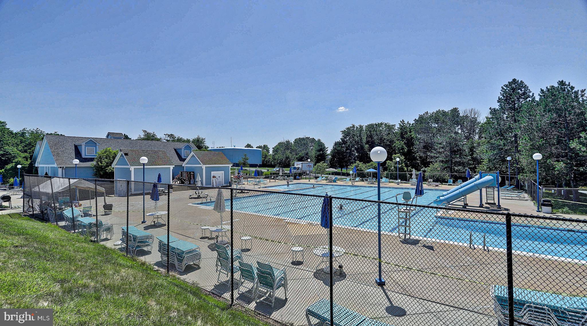 STRATFORD CONDOS - Residential