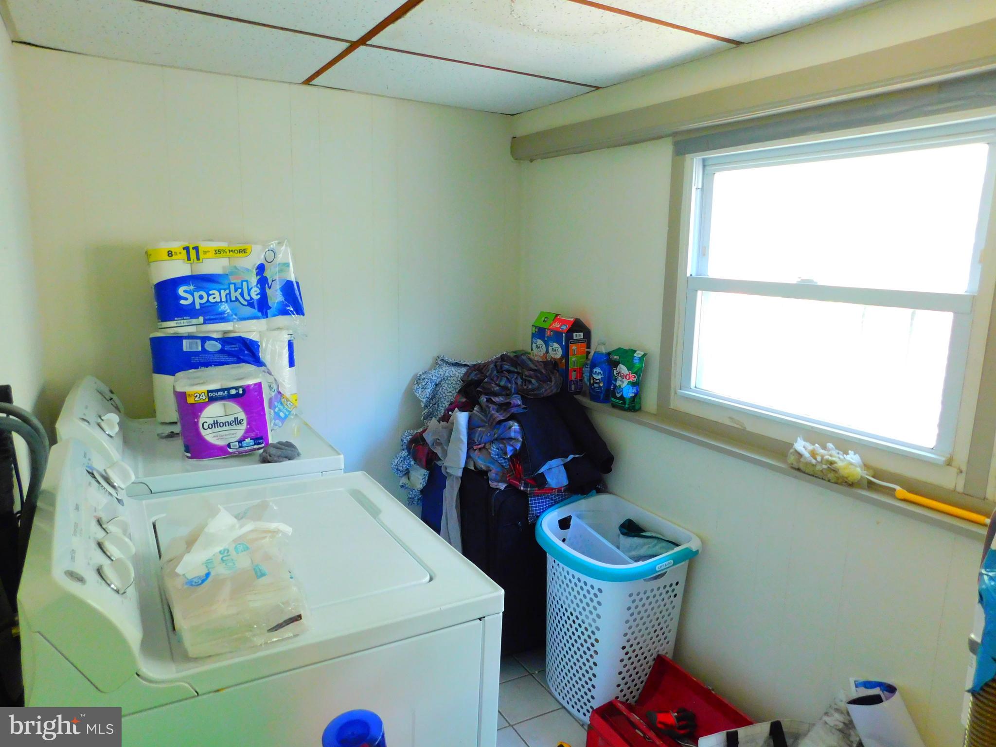 TEMPLE UNIVERSITY - Residential Lease