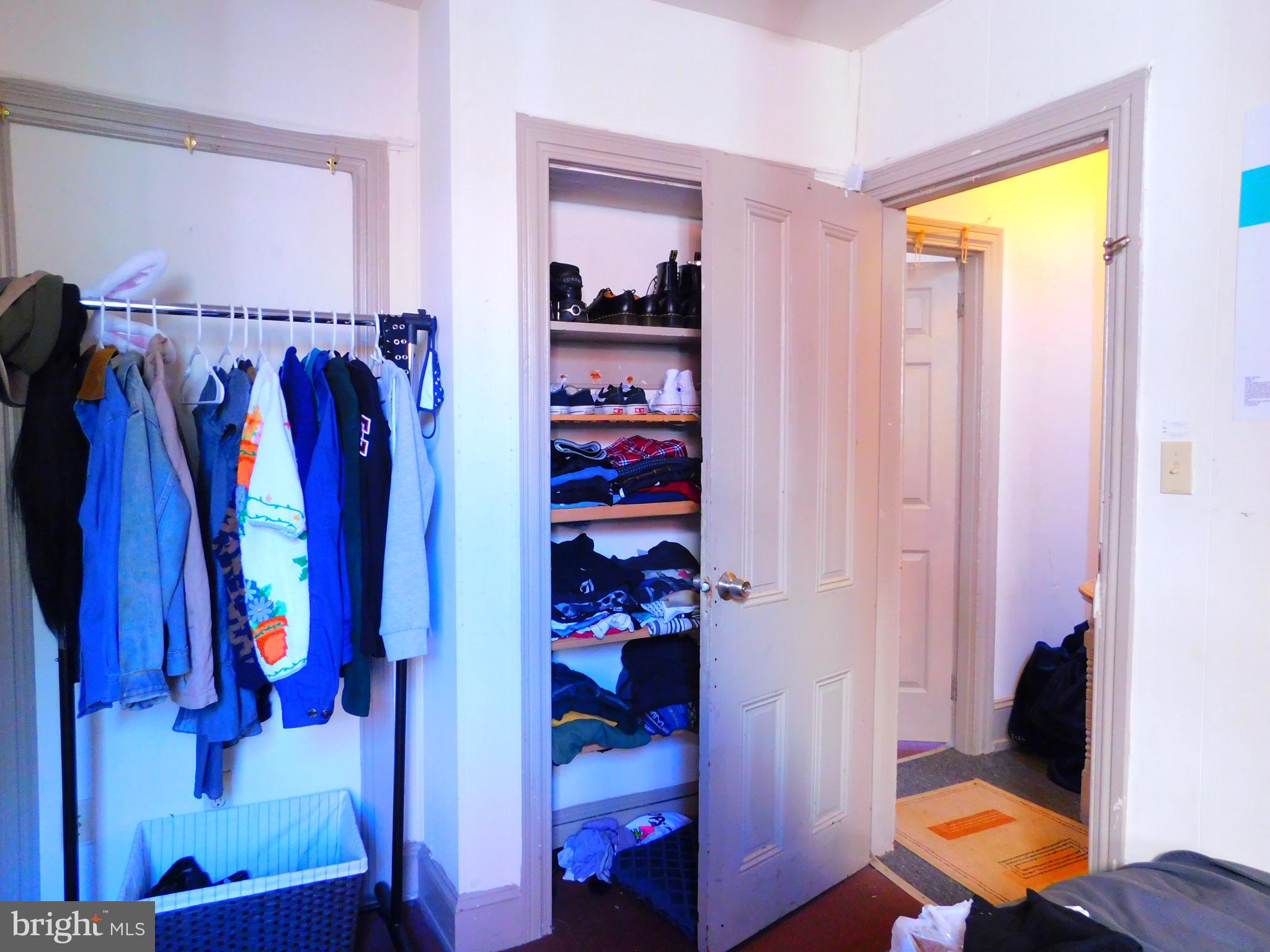 TEMPLE UNIVERSITY - Residential Lease