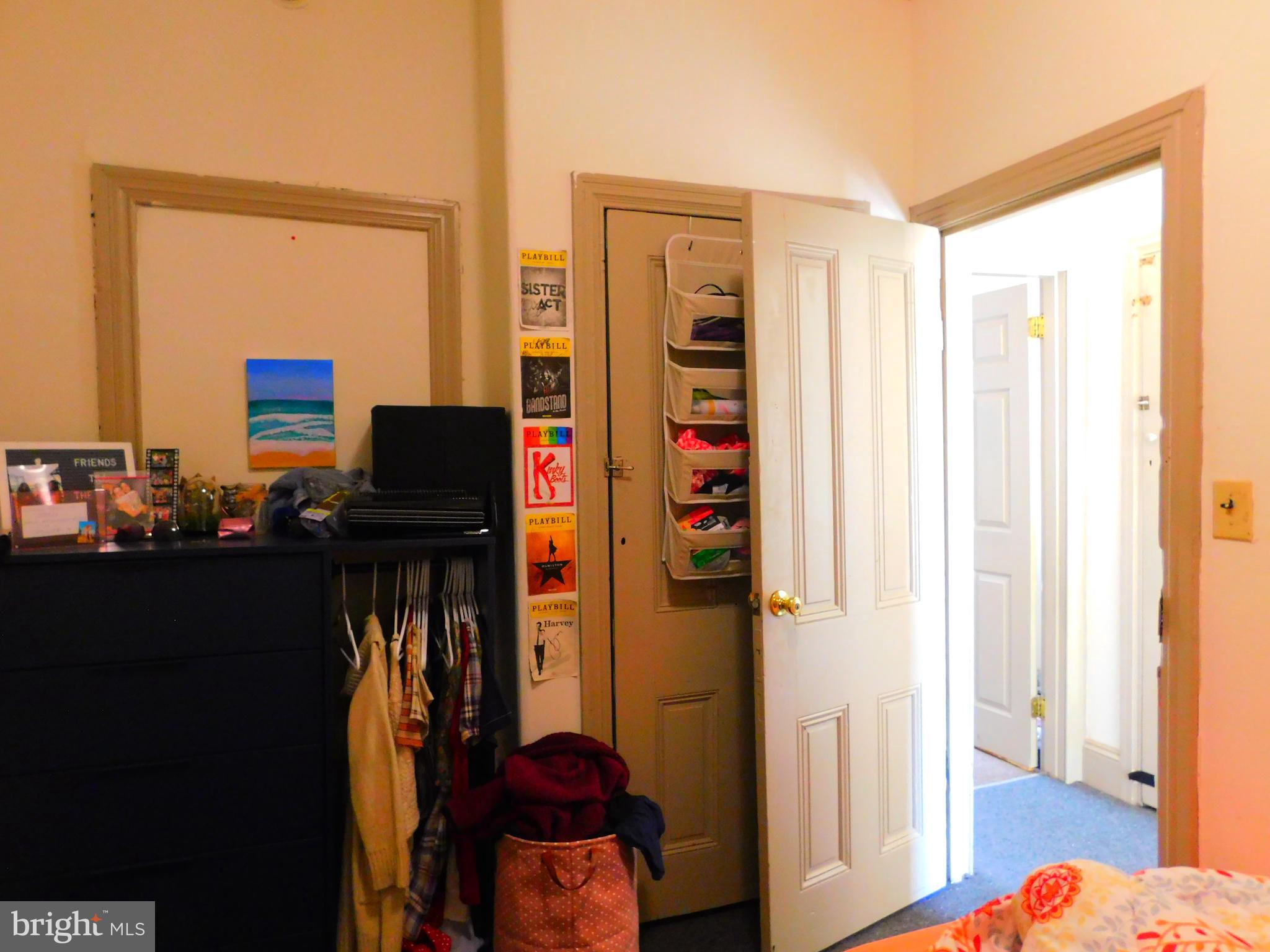 TEMPLE UNIVERSITY - Residential Lease