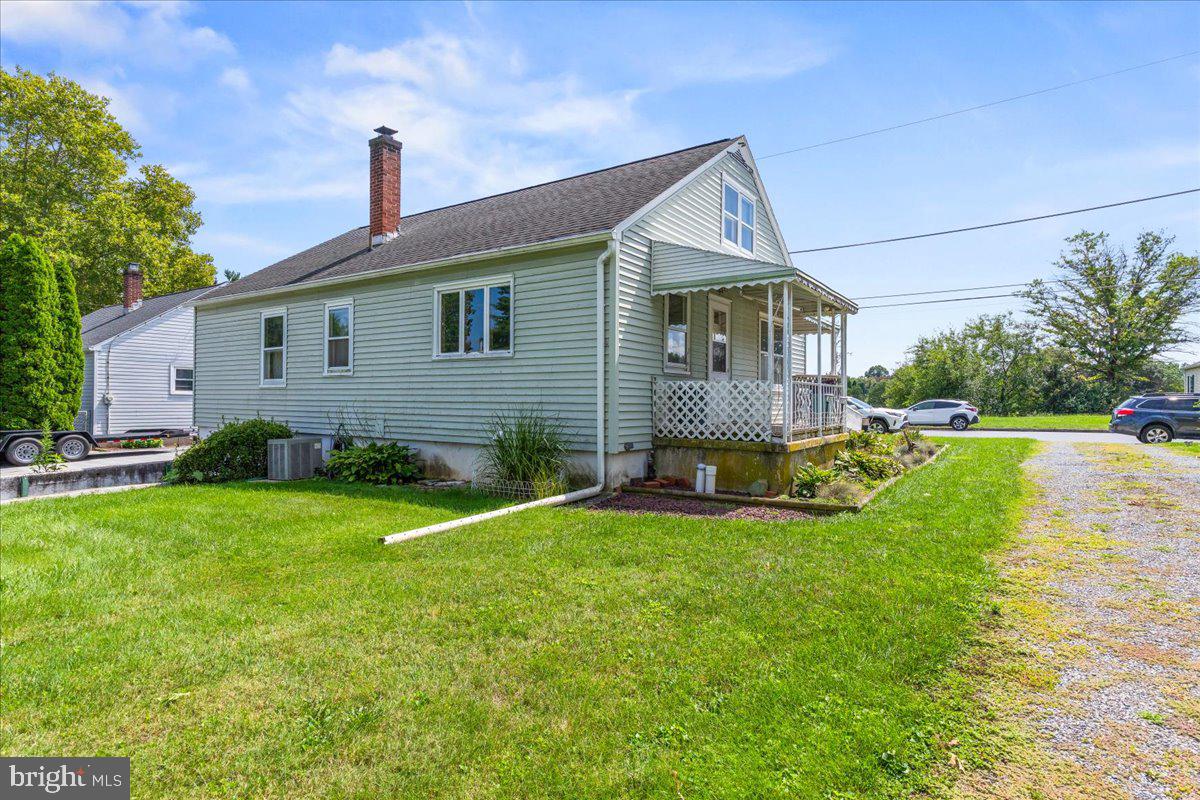 517 W WALNUT STREET
