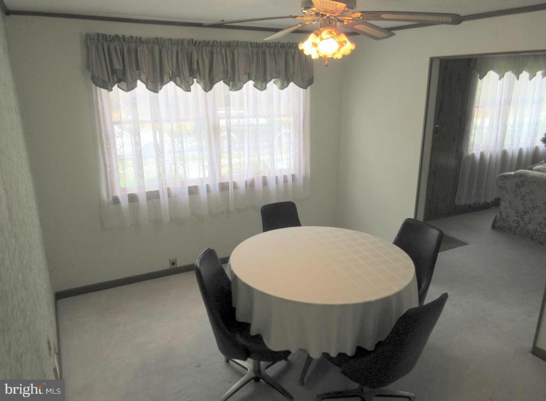 LODGE FOREST MANOR - Residential