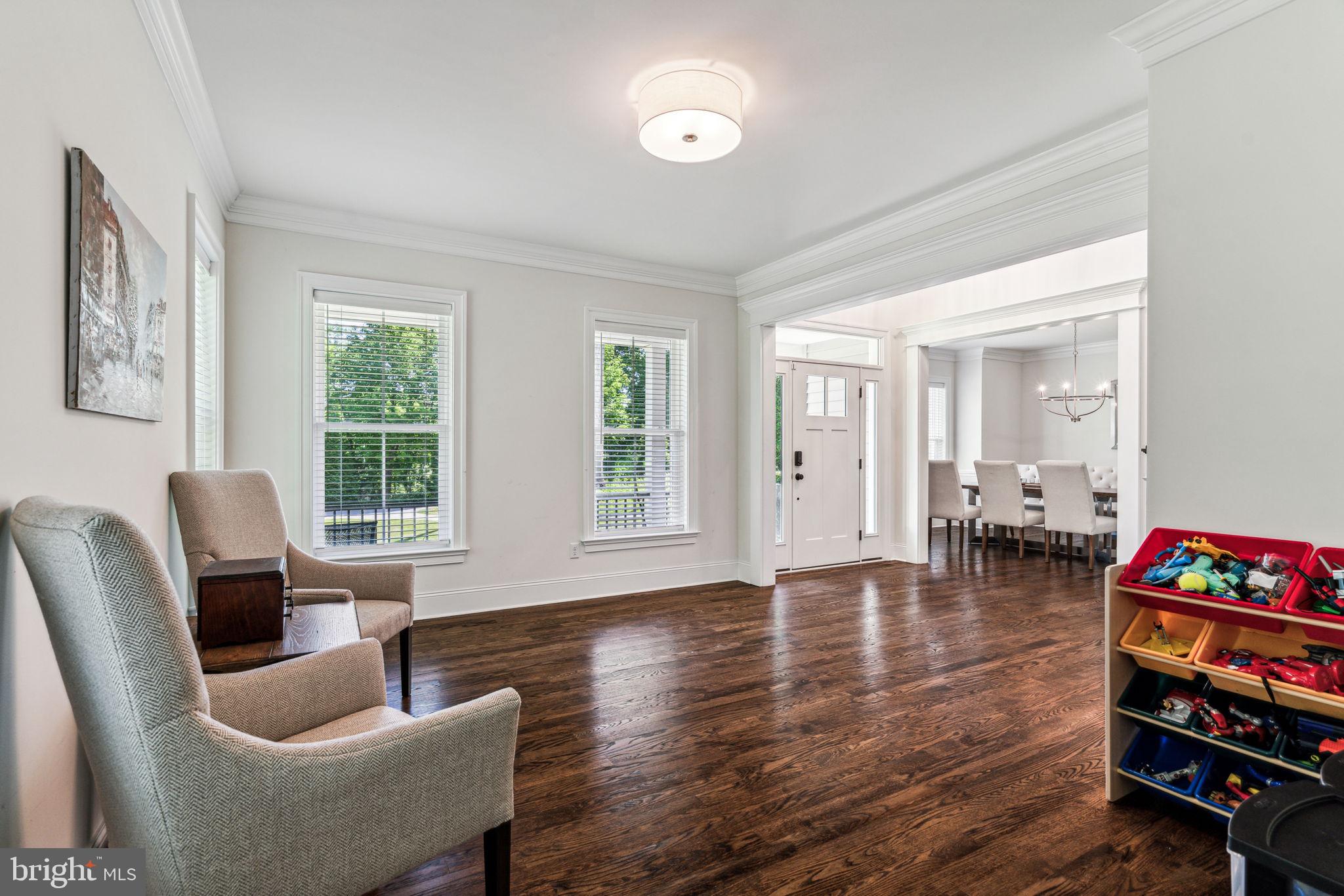 OAKWOOD - Residential