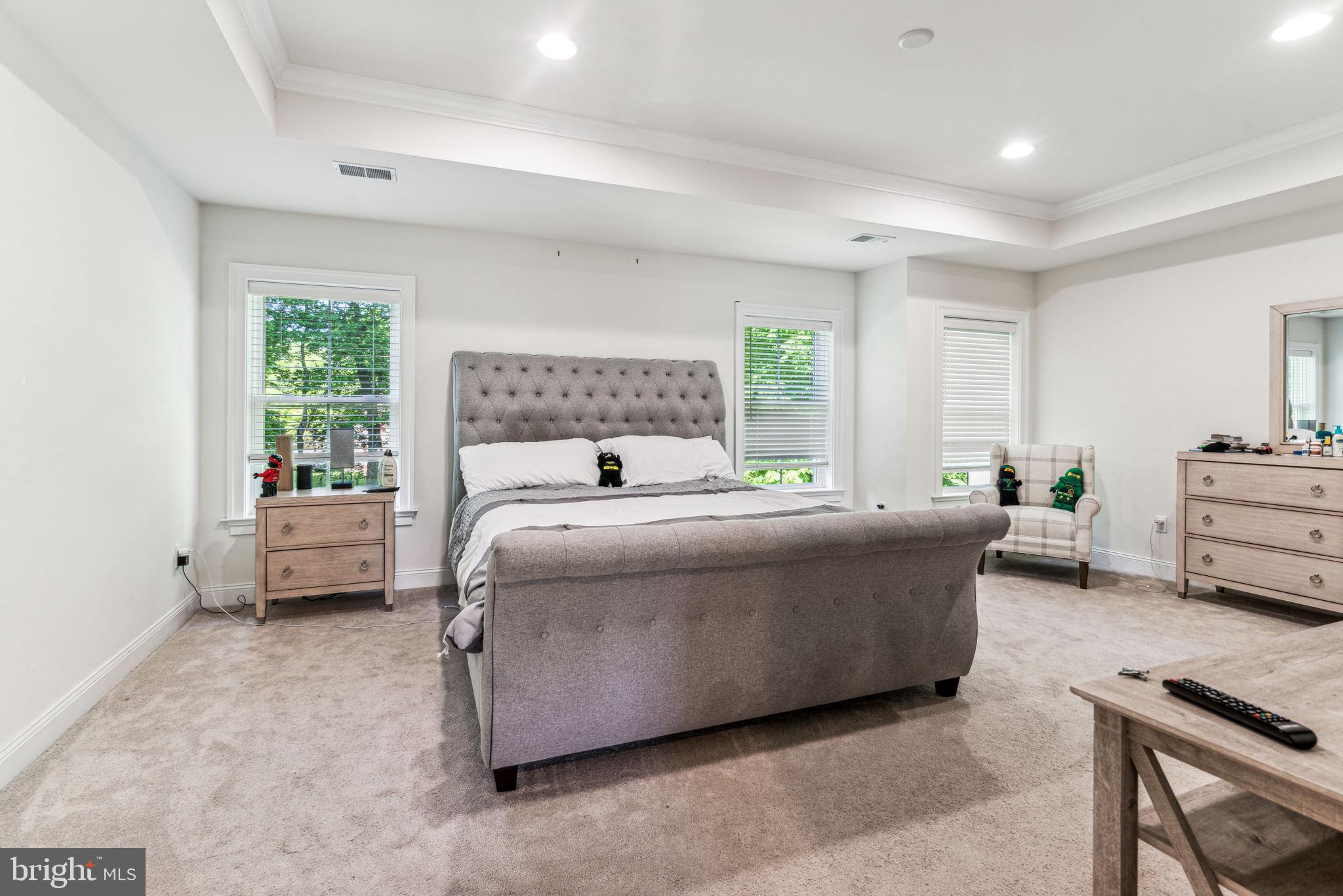 OAKWOOD - Residential