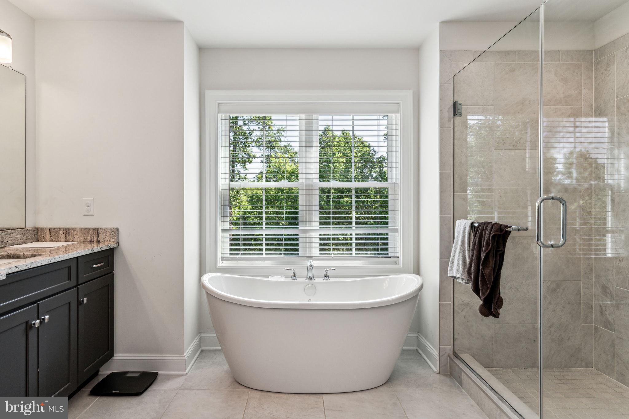 OAKWOOD - Residential