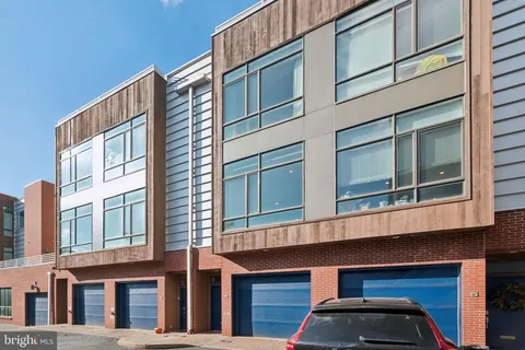 333 Green Street Unit 4, Philadelphia, PA 19123 - MLS#: PAPH2418822