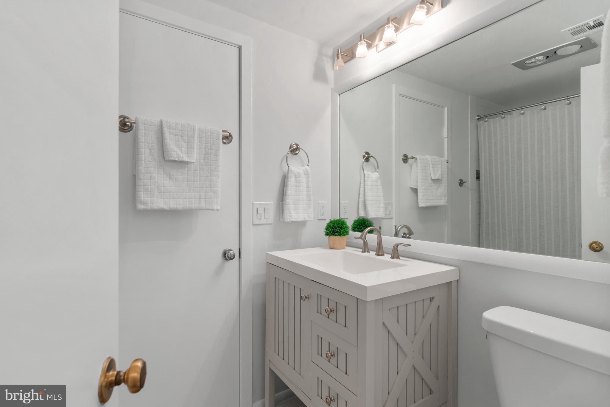 SHEARWATER CONDO - Residential