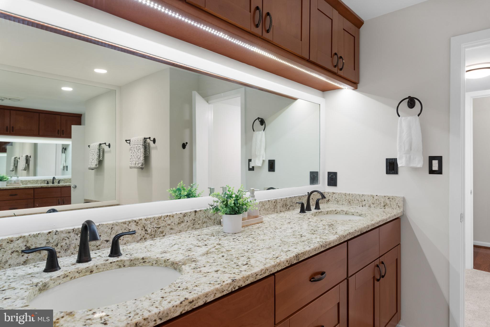 SHEARWATER CONDO - Residential