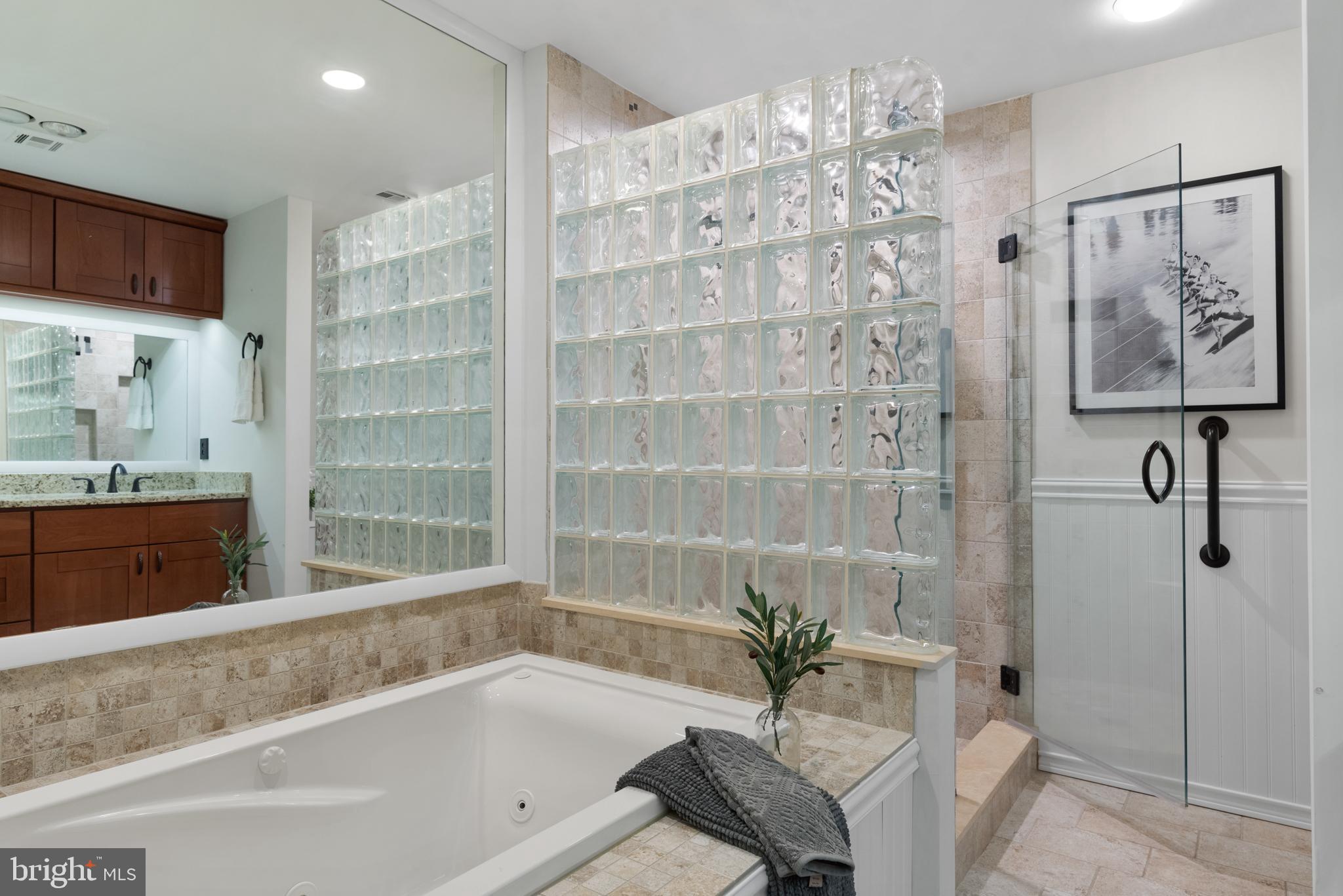 SHEARWATER CONDO - Residential
