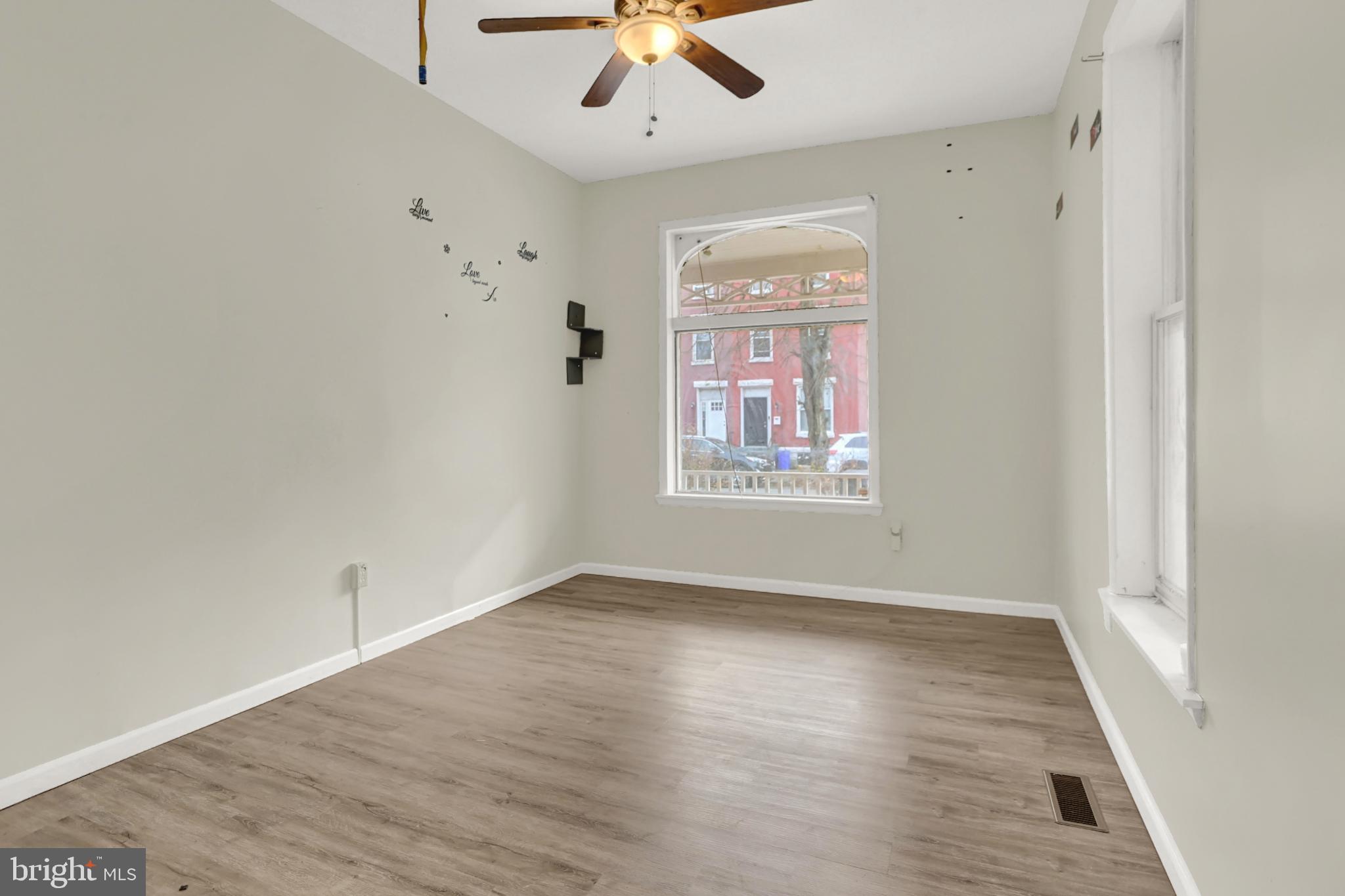 HARRISBURG CITY - Residential