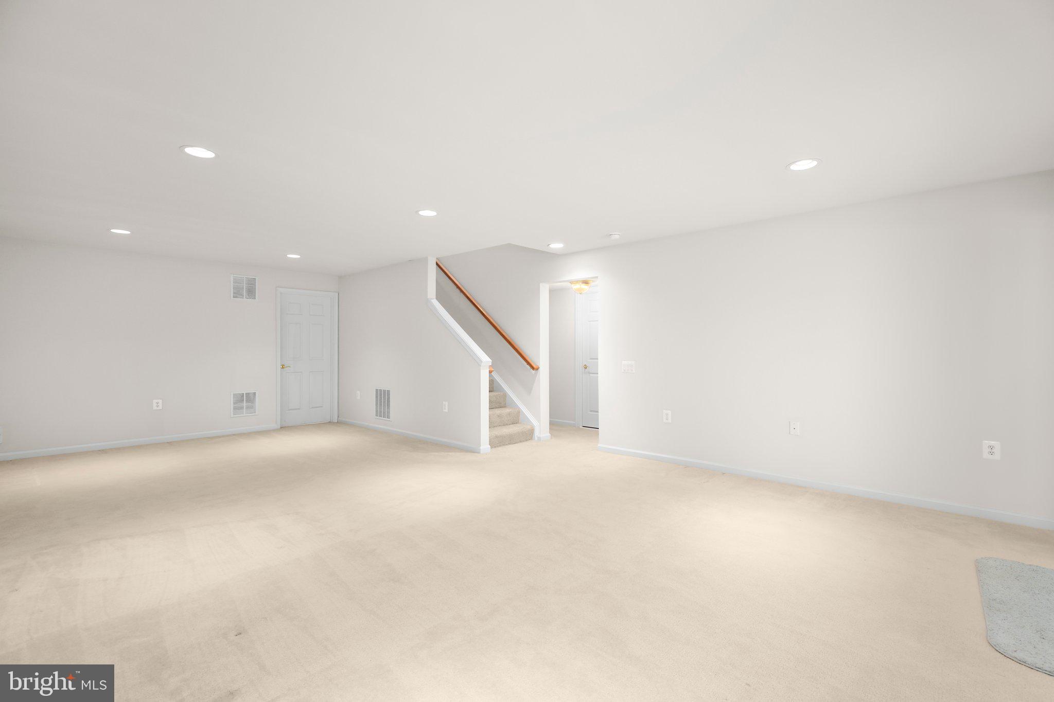 FALLS RUN - Residential