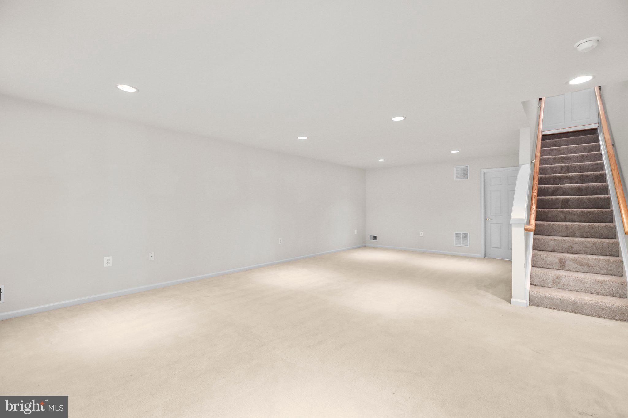 FALLS RUN - Residential