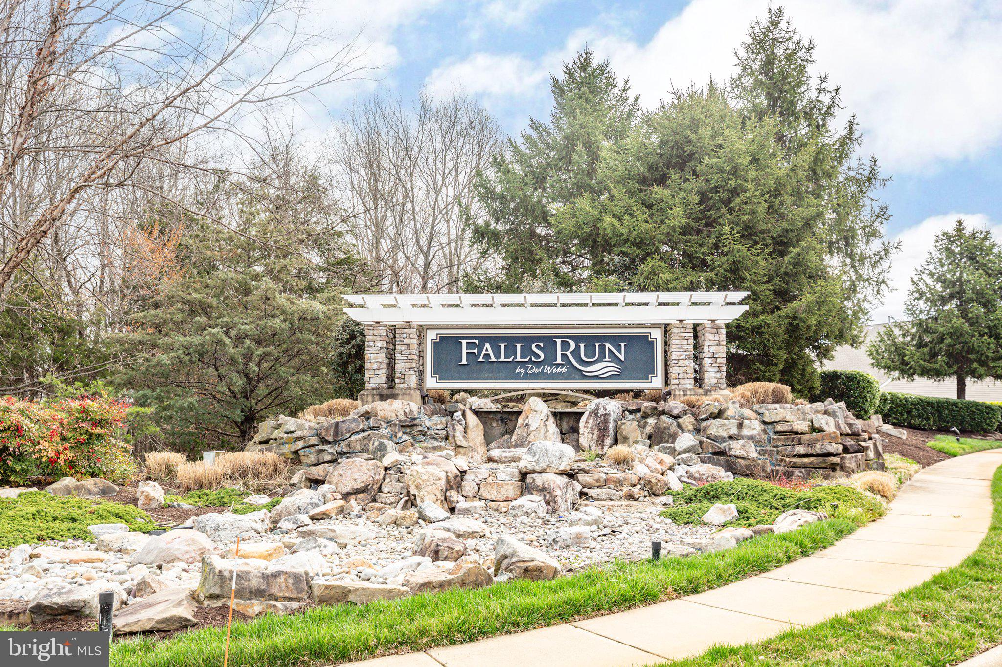 FALLS RUN - Residential
