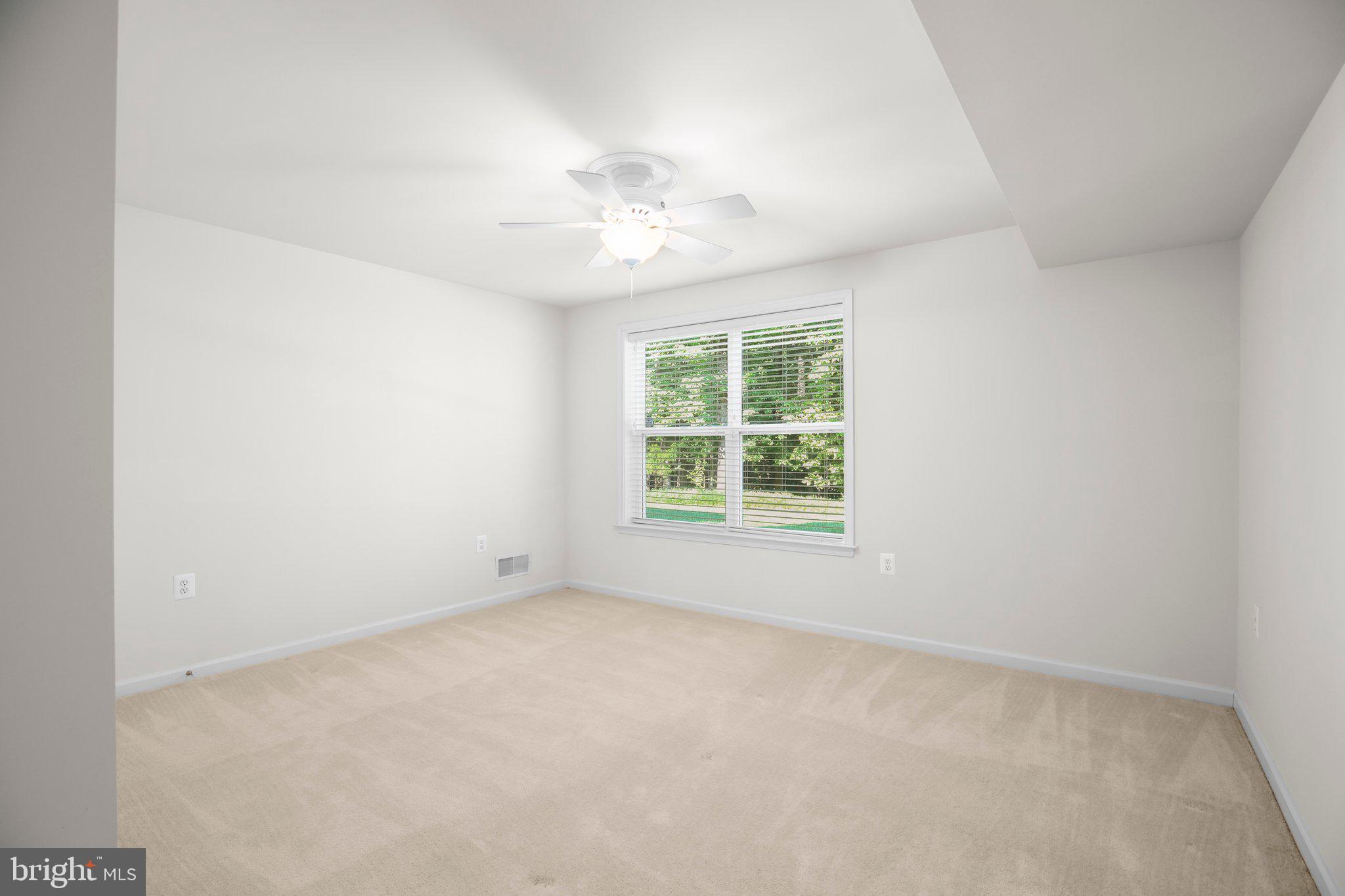 FALLS RUN - Residential