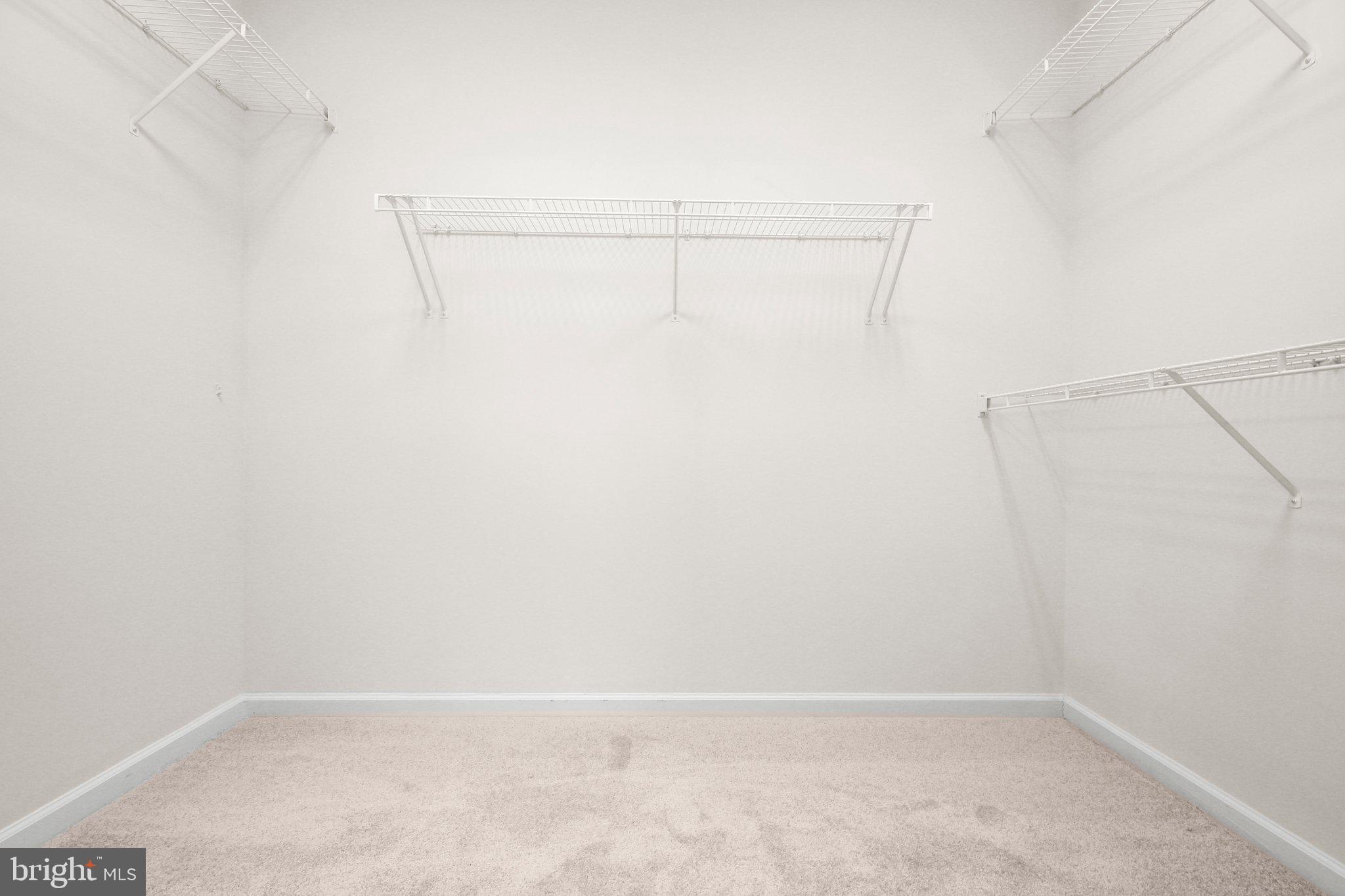 FALLS RUN - Residential