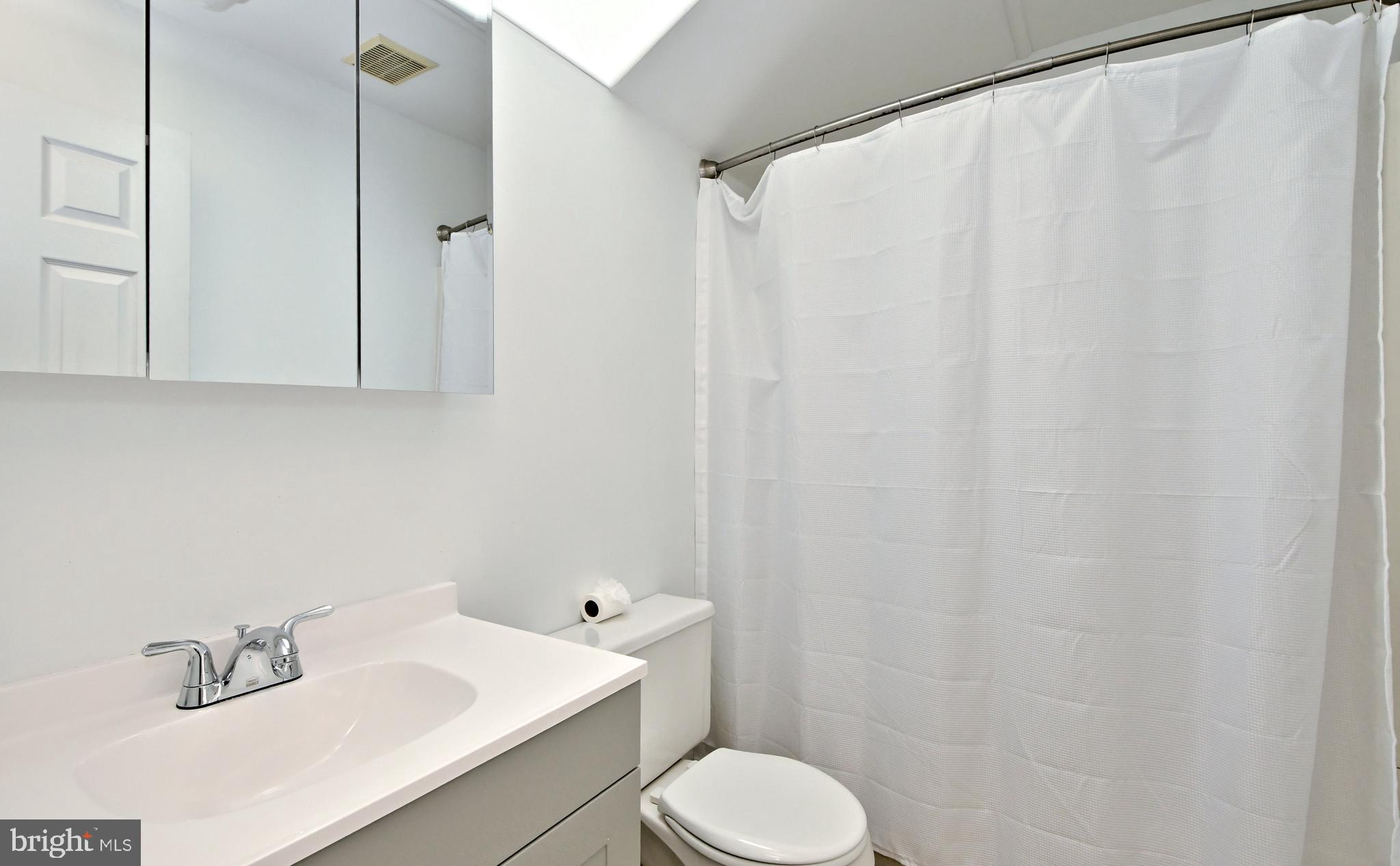 TELFORD HILLS - Residential Lease