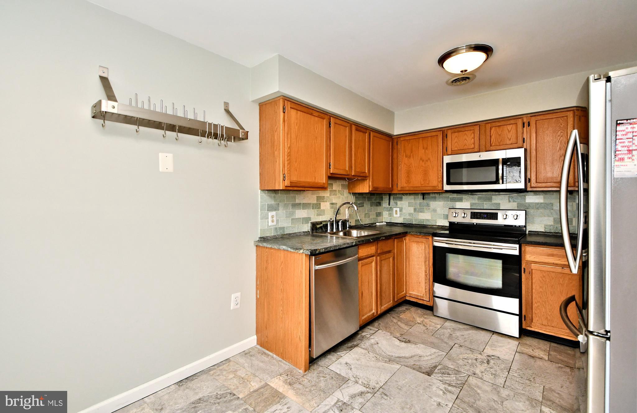 TELFORD HILLS - Residential Lease