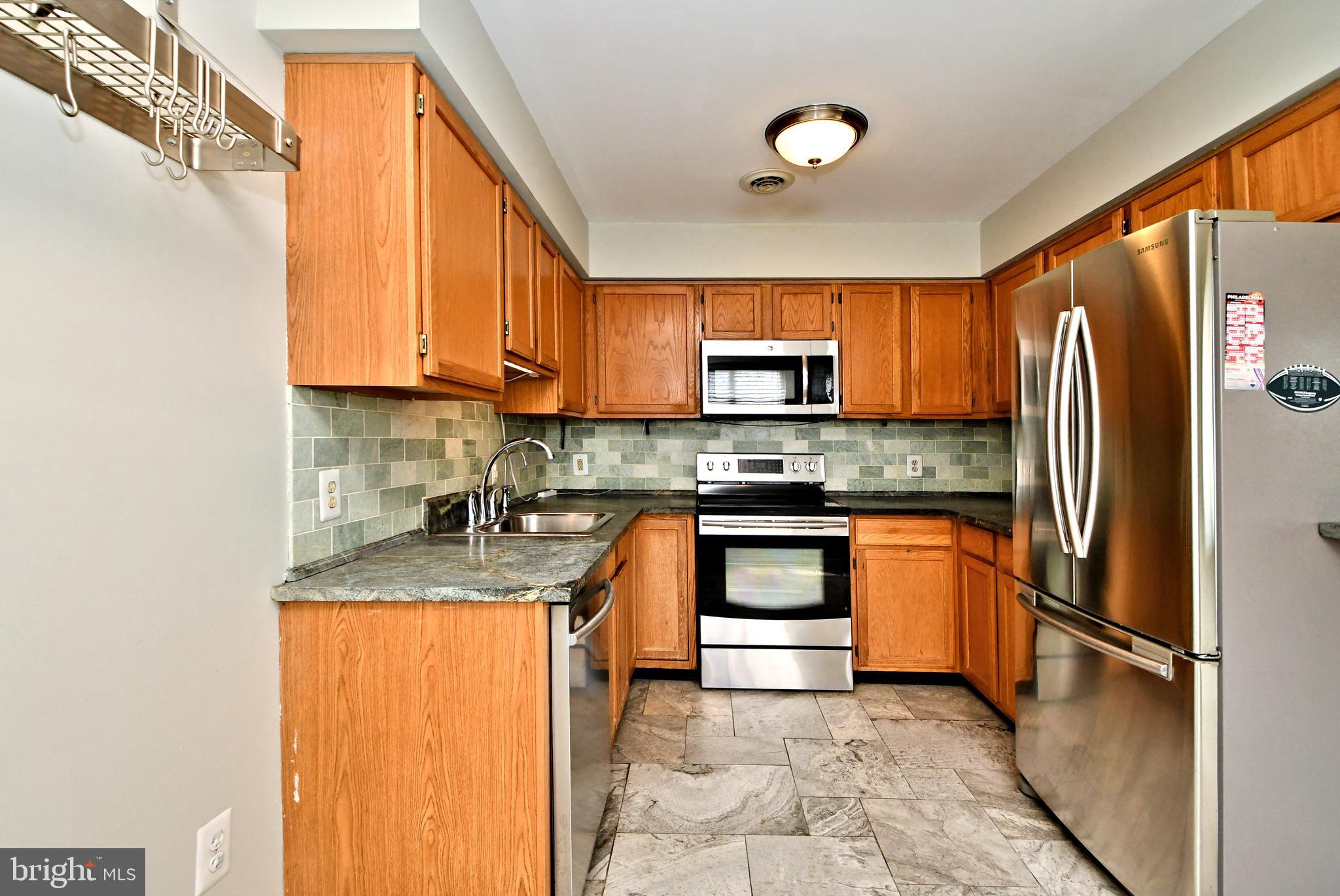 TELFORD HILLS - Residential Lease