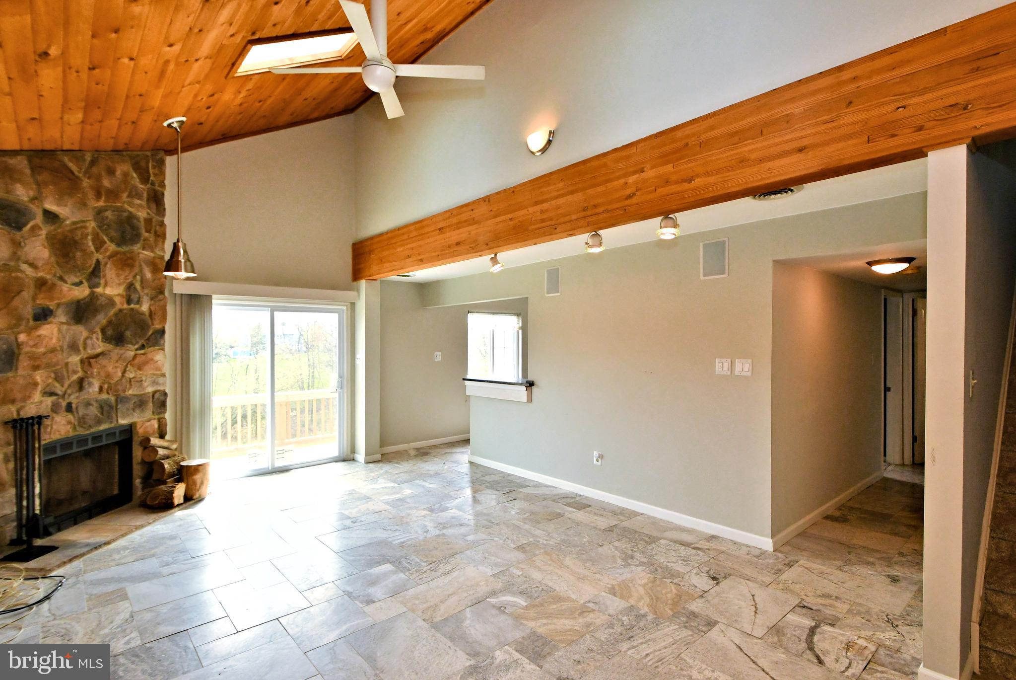 TELFORD HILLS - Residential Lease