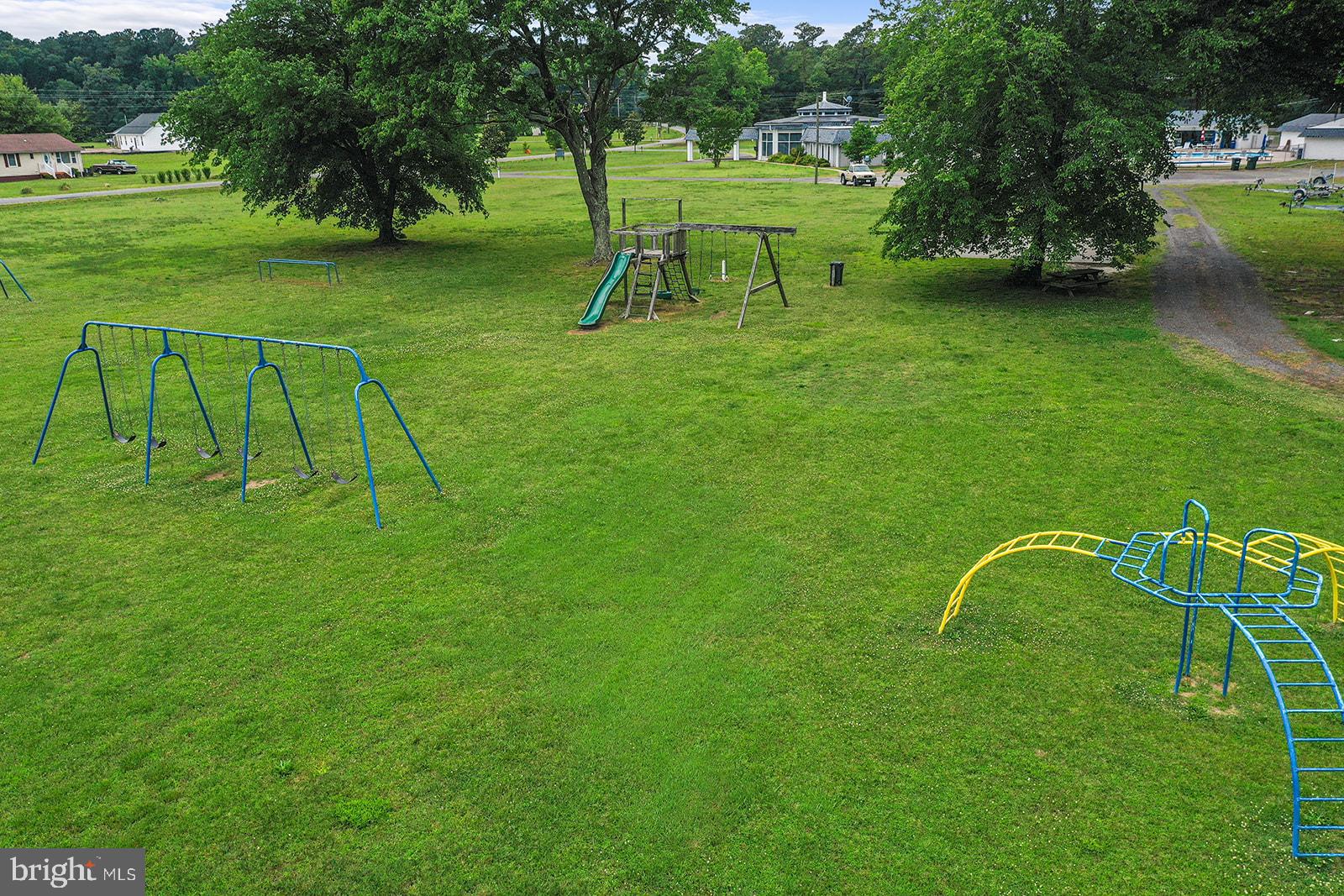 GLEBE HARBOR - Residential
