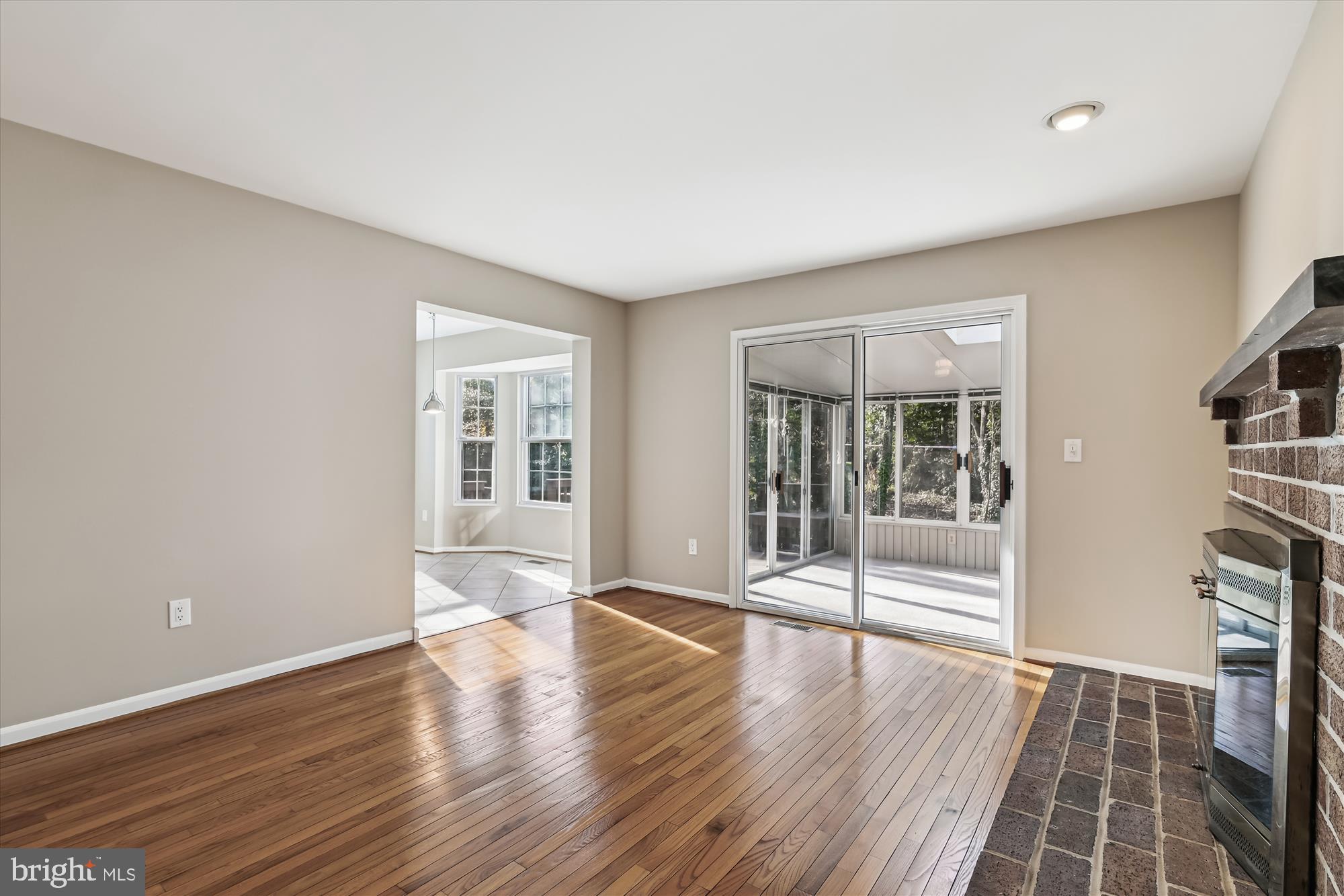 STEWARTS LANDING - Residential