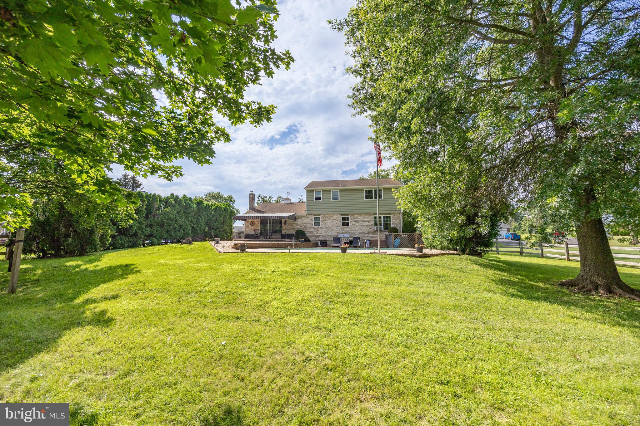 52 ONYX LANE