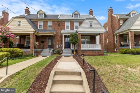 MLS: DCDC2285230