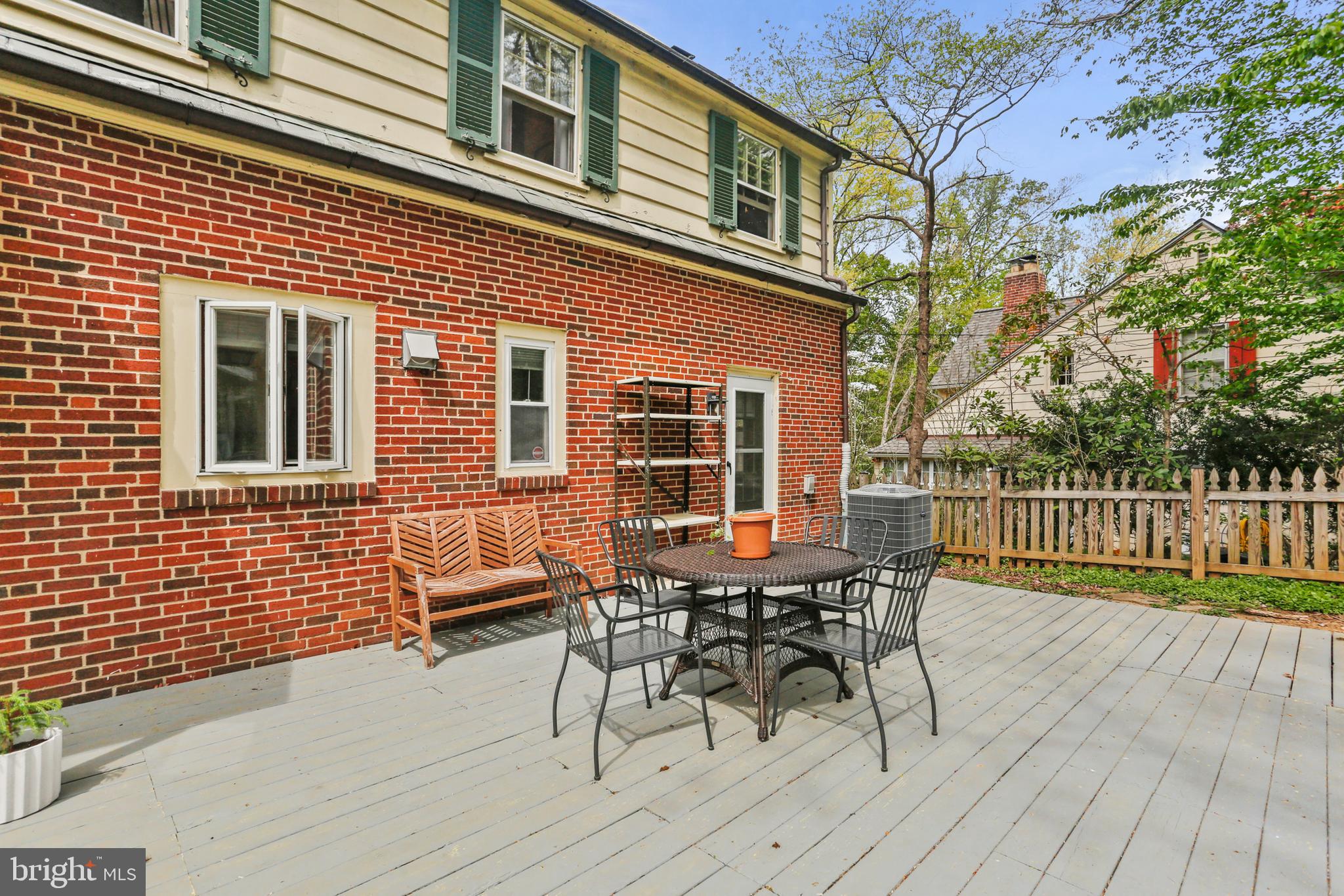 HUNTING RIDGE HISTORIC DISTRICT - Residential