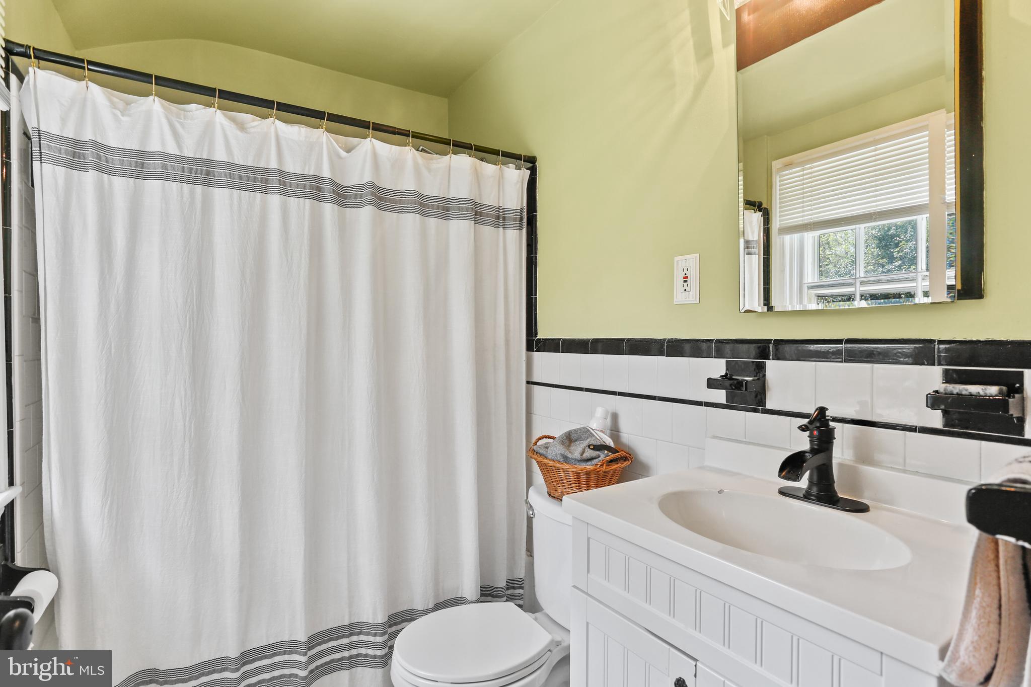 HUNTING RIDGE HISTORIC DISTRICT - Residential