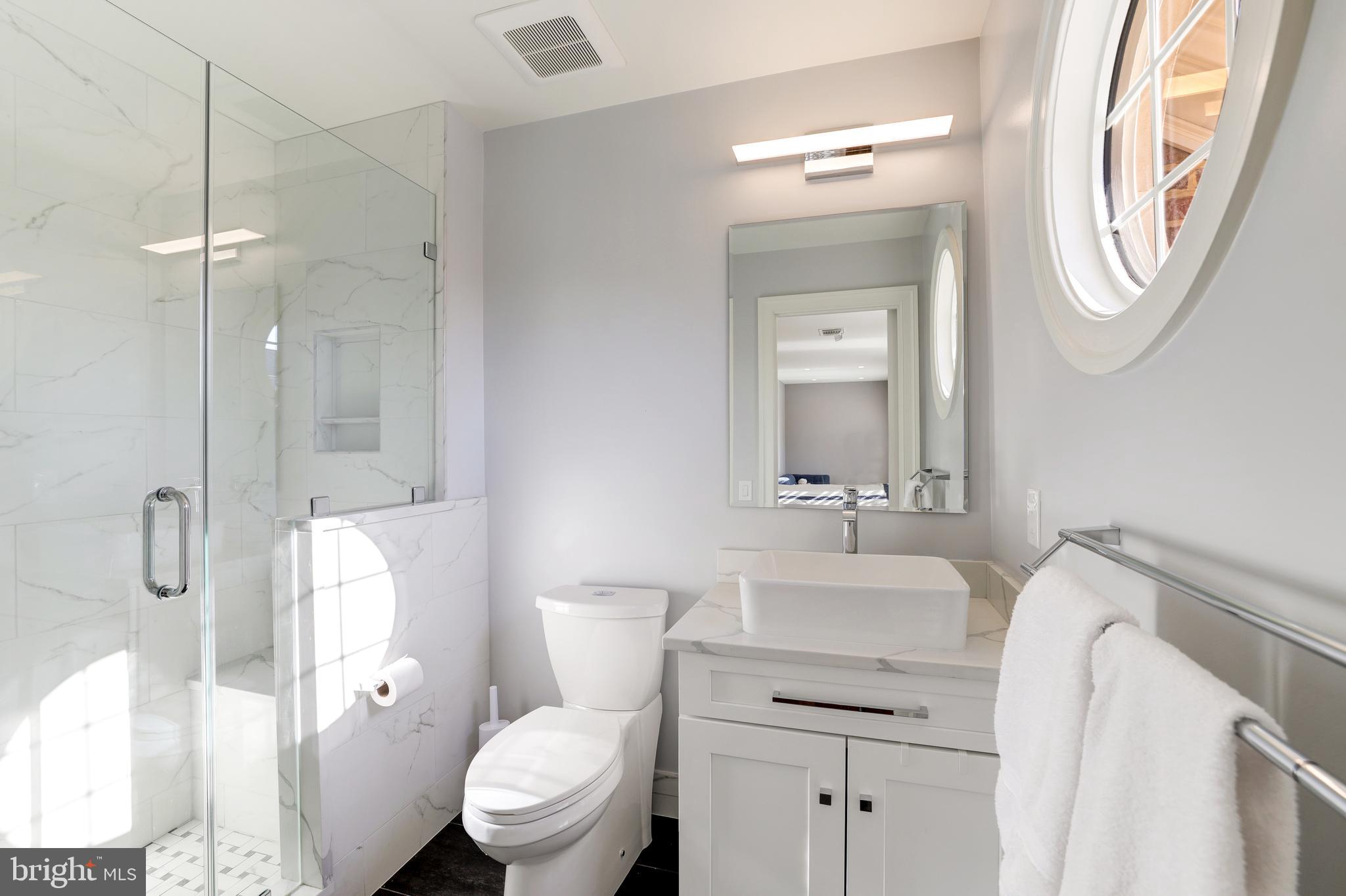 SMC MCLEAN - Residential