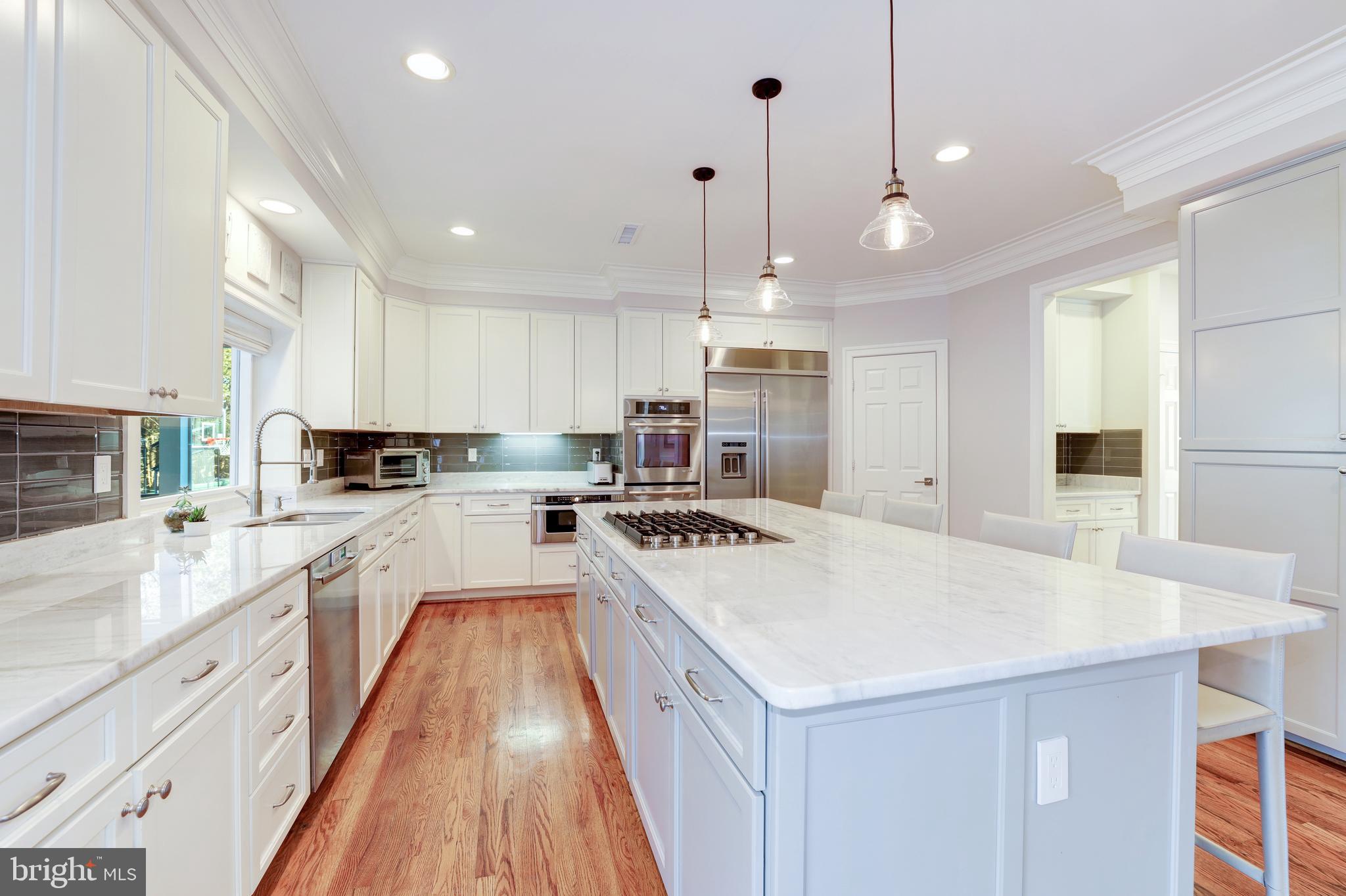 SMC MCLEAN - Residential