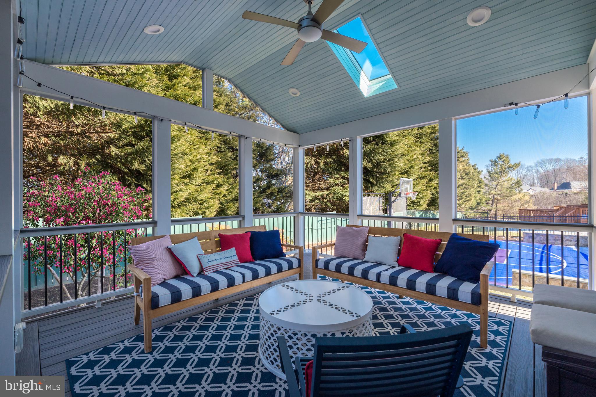 SMC MCLEAN - Residential