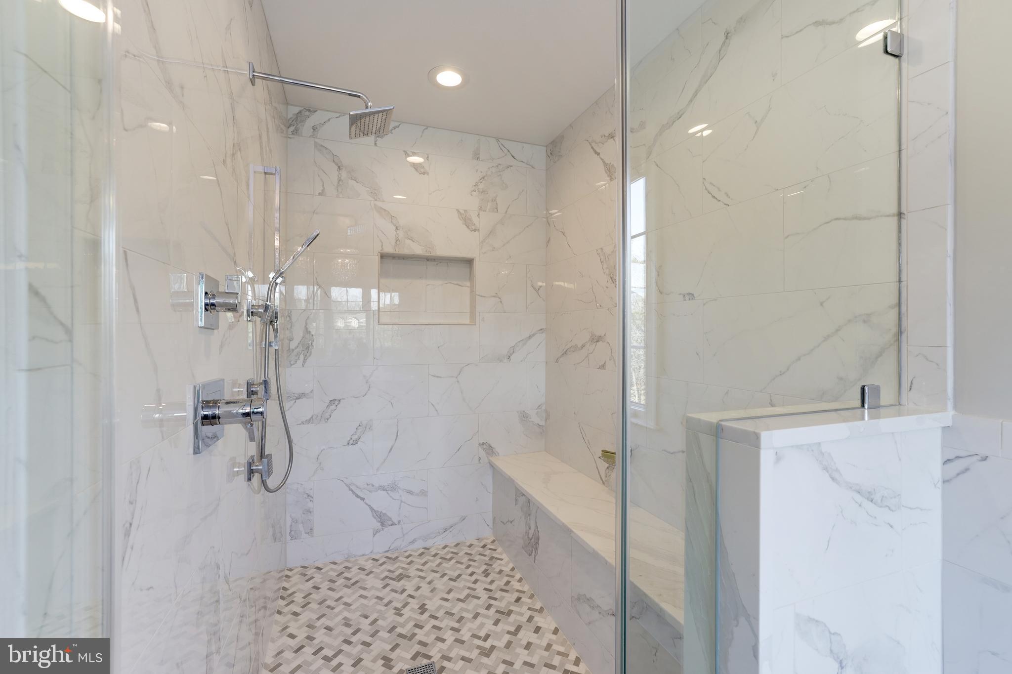 SMC MCLEAN - Residential