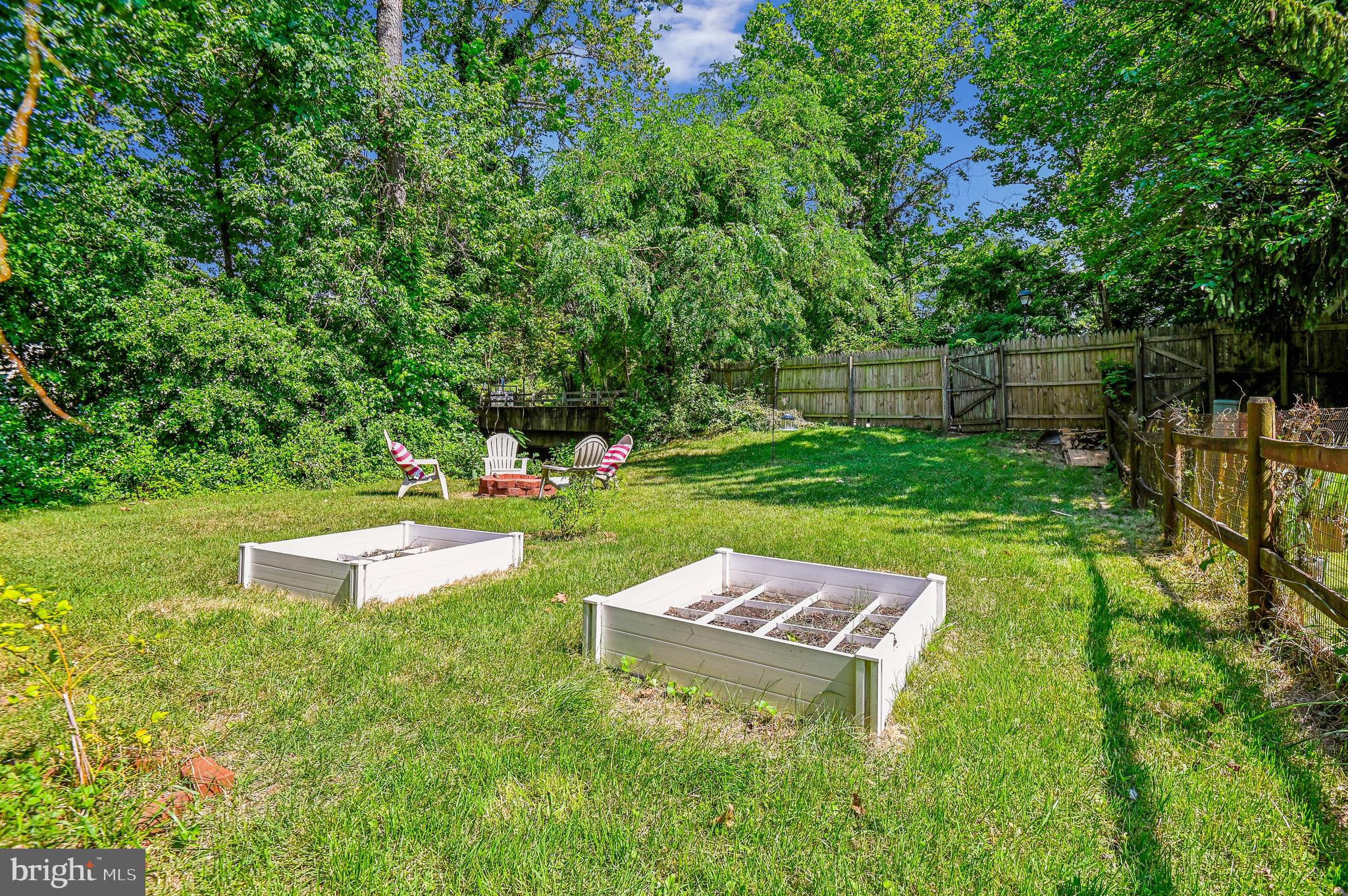 BELMONT - Residential