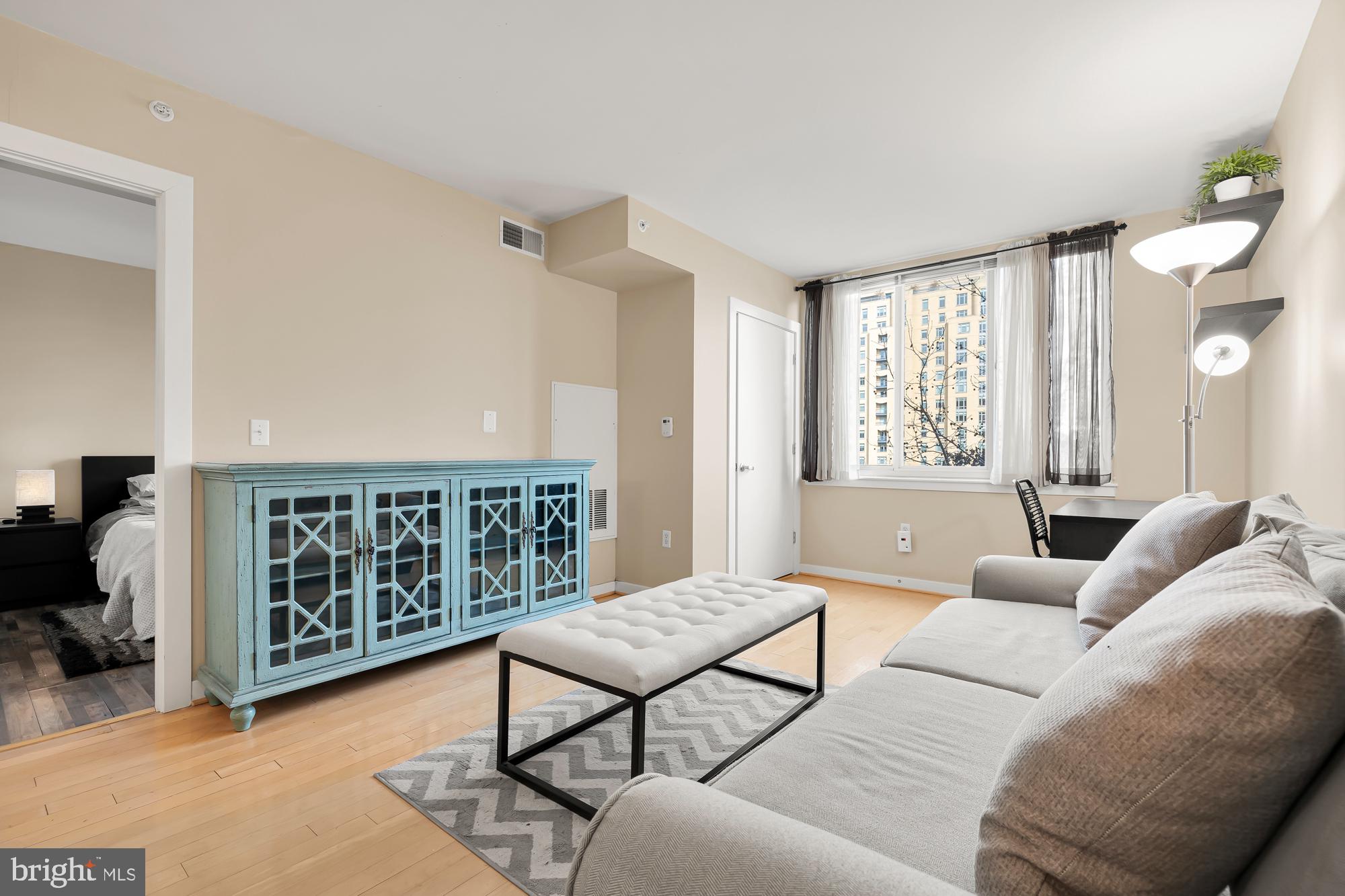 NAVY YARD - Residential Lease