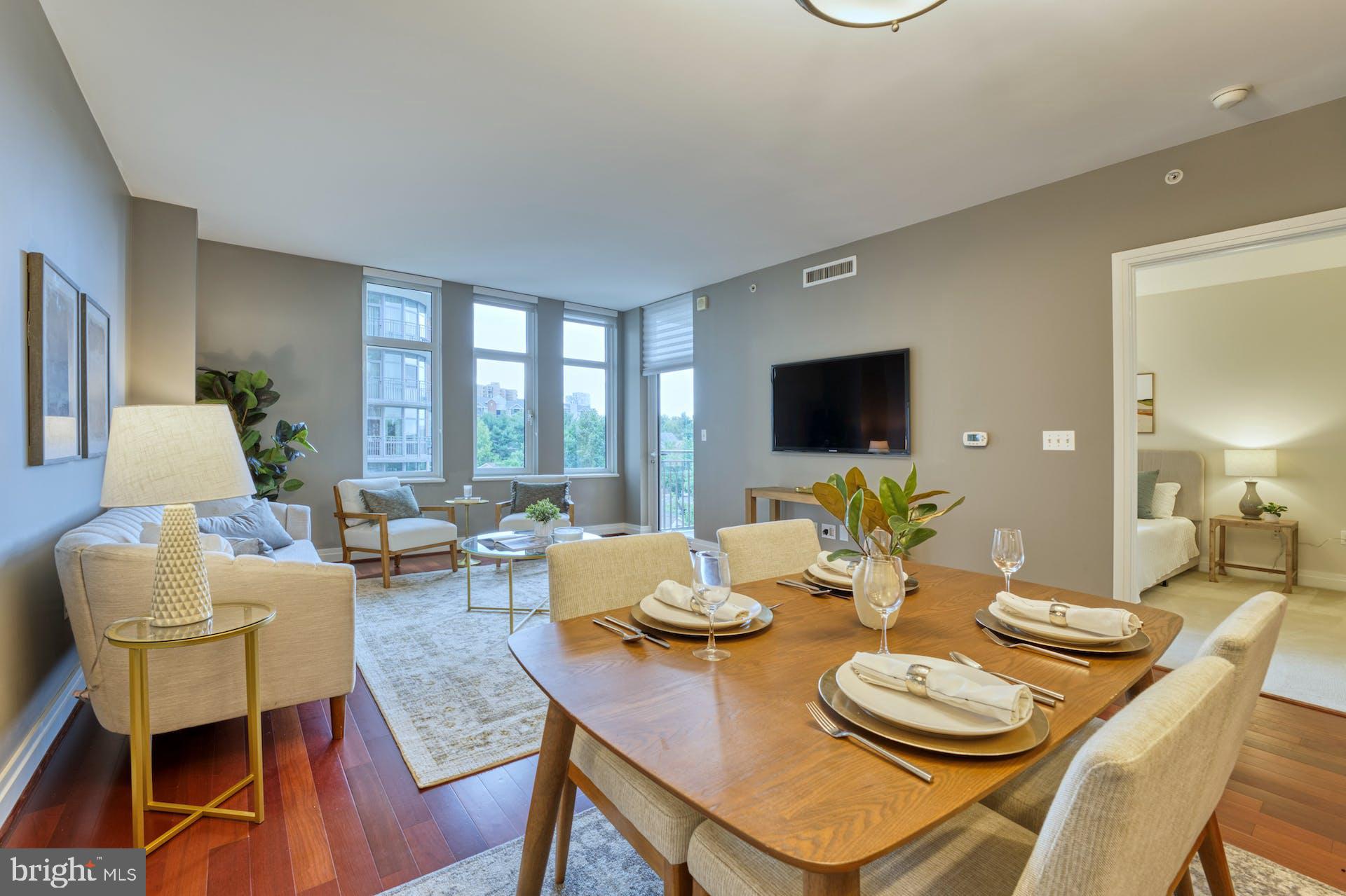 ONE PARK CREST CONDOMINIUM - Residential