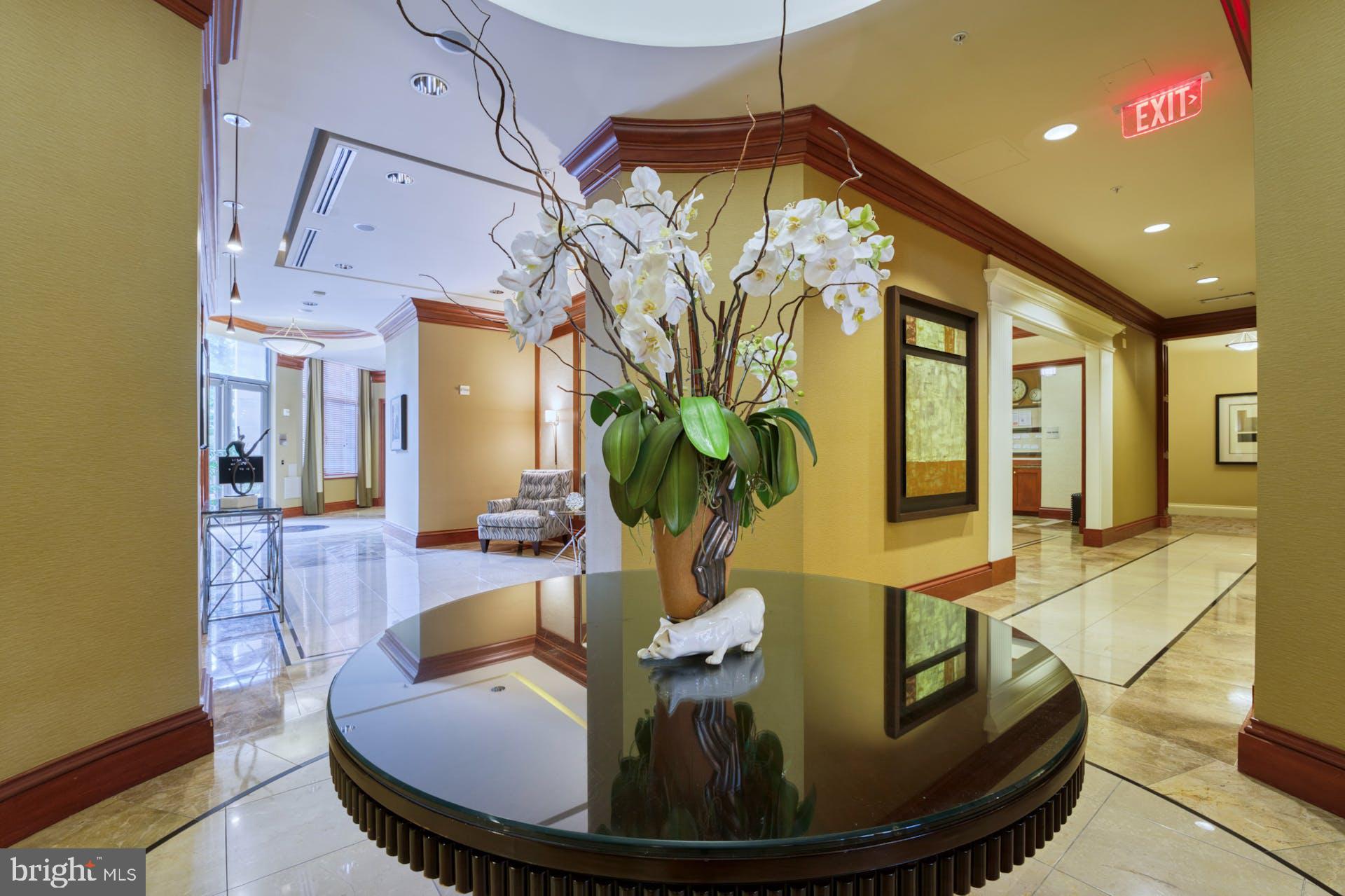 ONE PARK CREST CONDOMINIUM - Residential